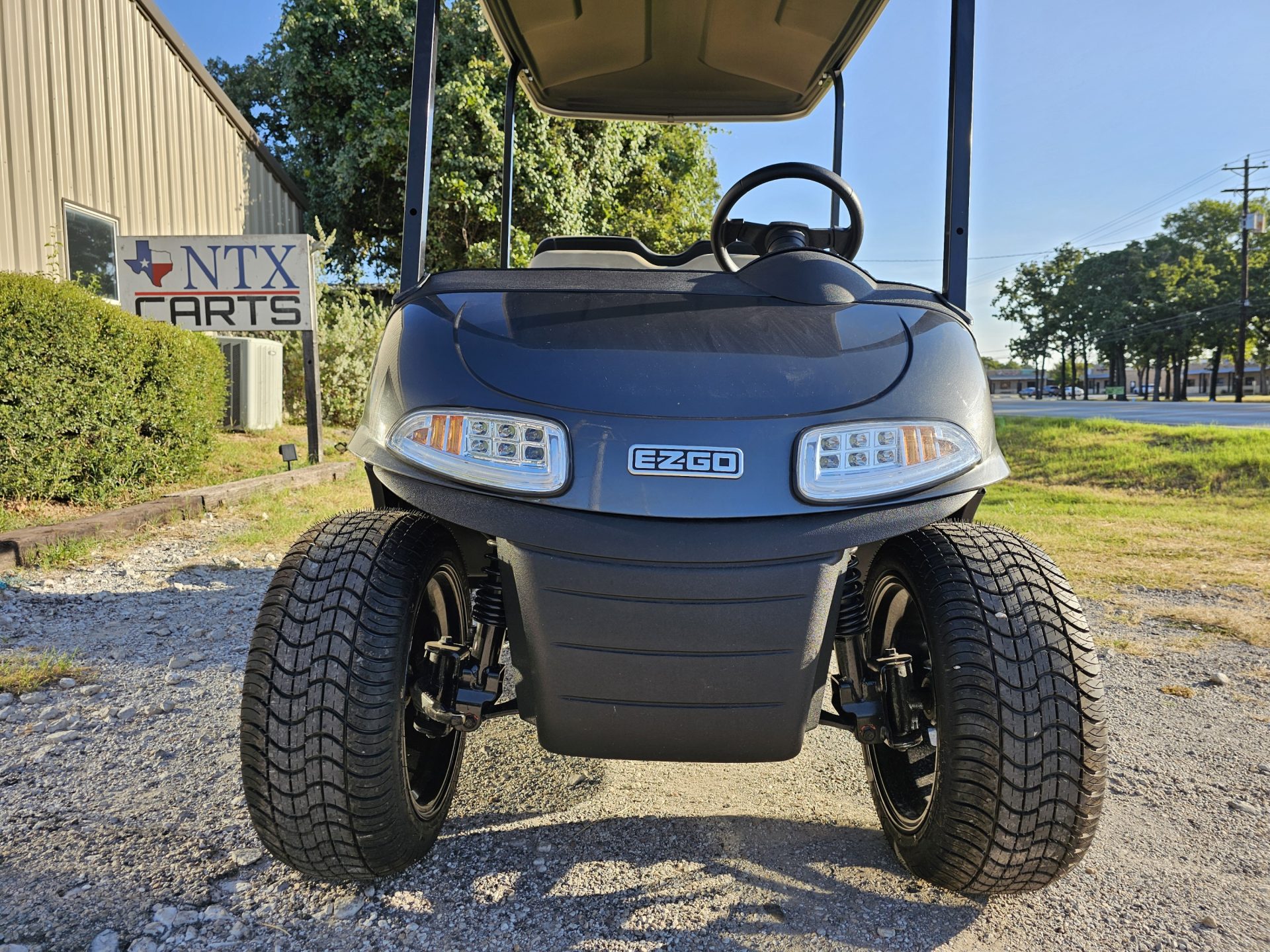 2020 EZGO TXT photo 3
