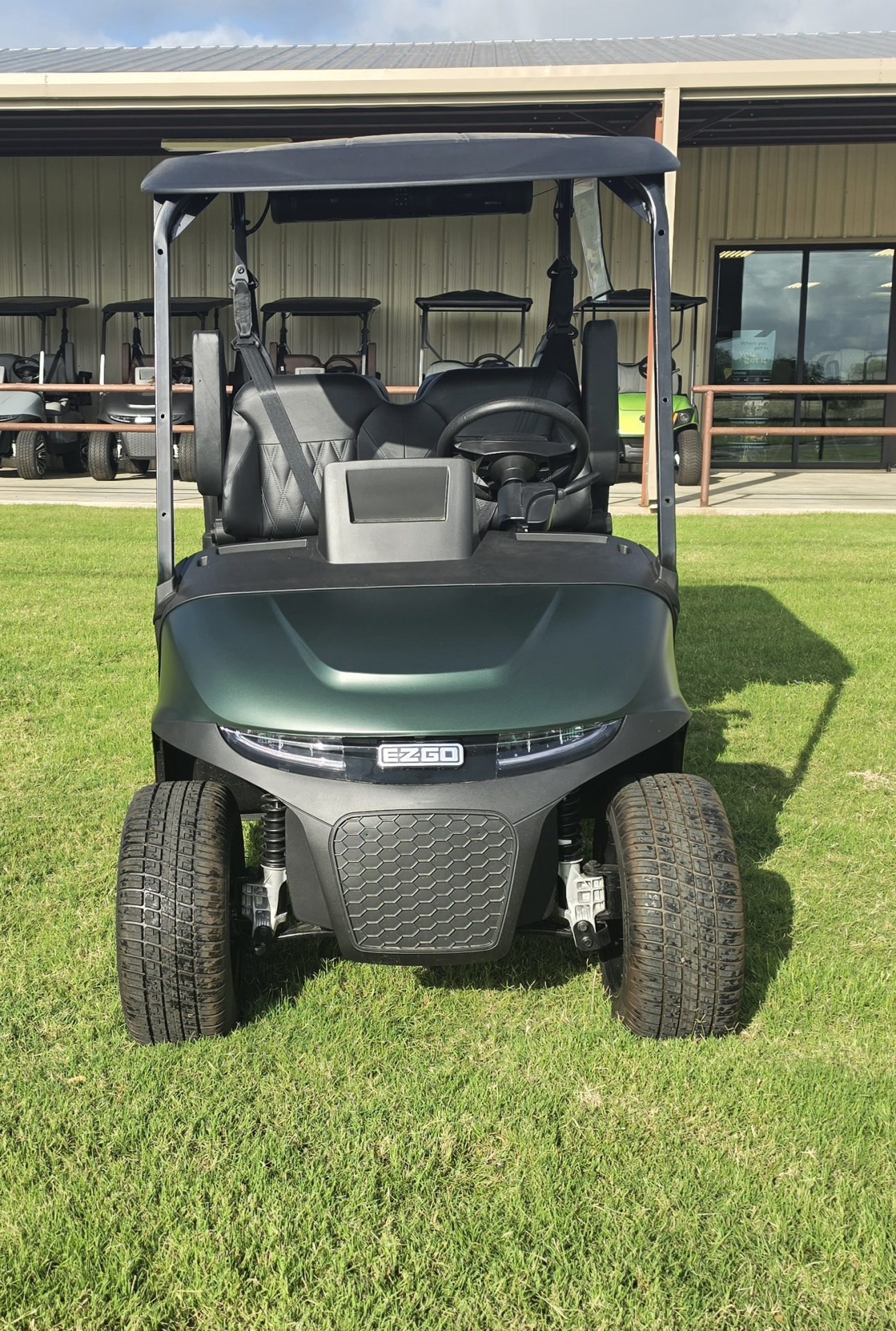 2026 EZGO RXV photo 4