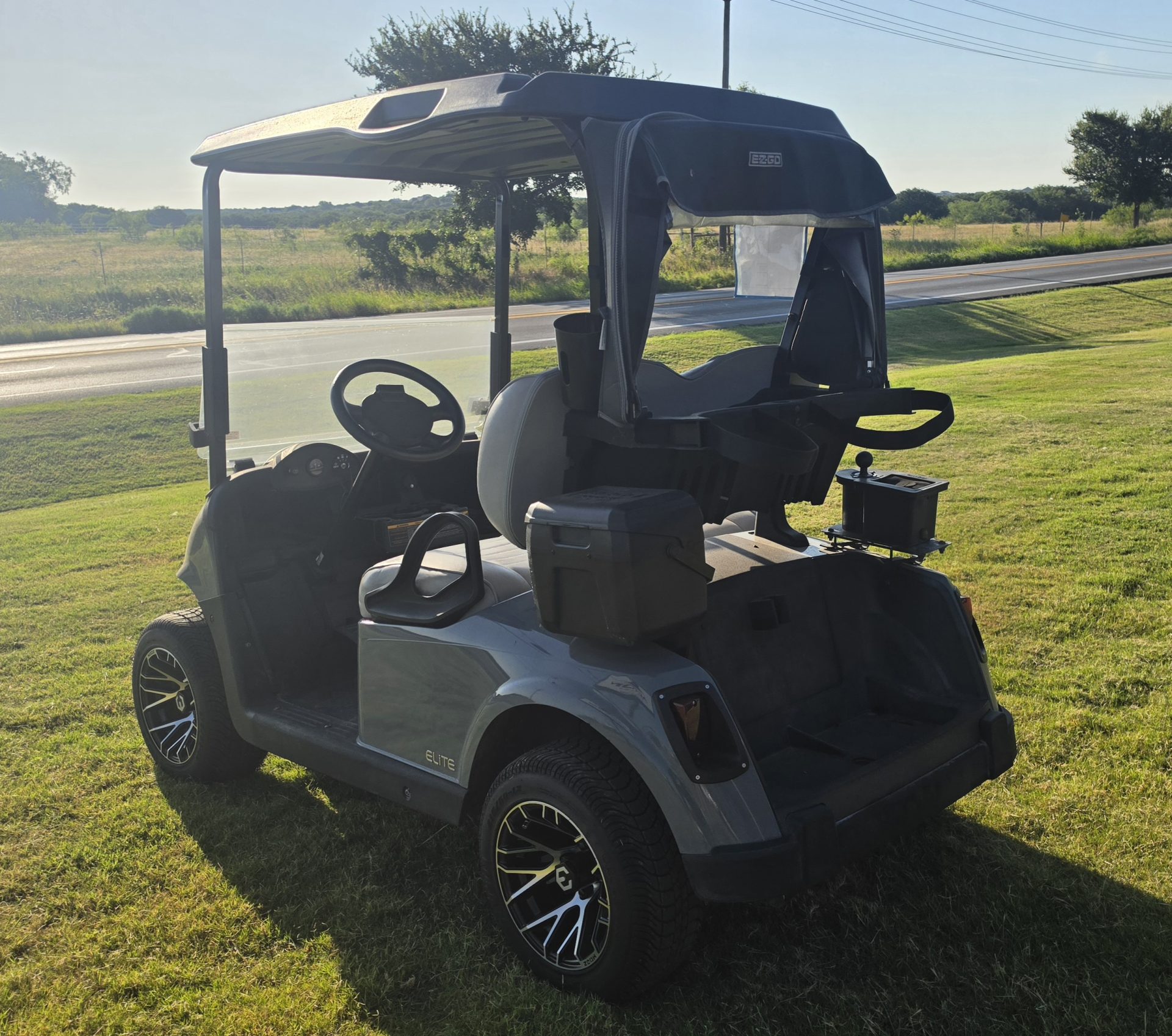 2023 EZGO Freedom photo 4
