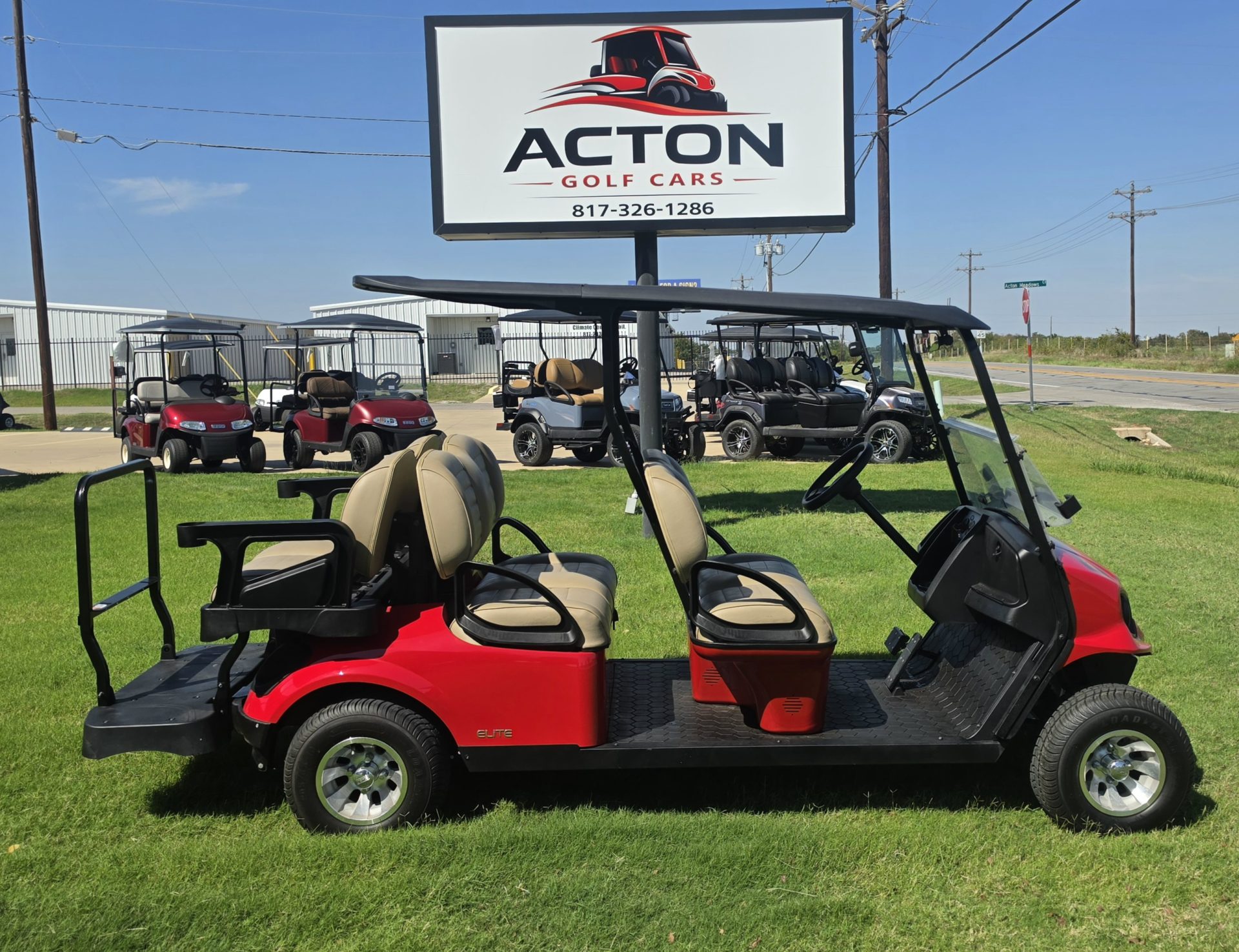 2024 EZGO Express photo 2