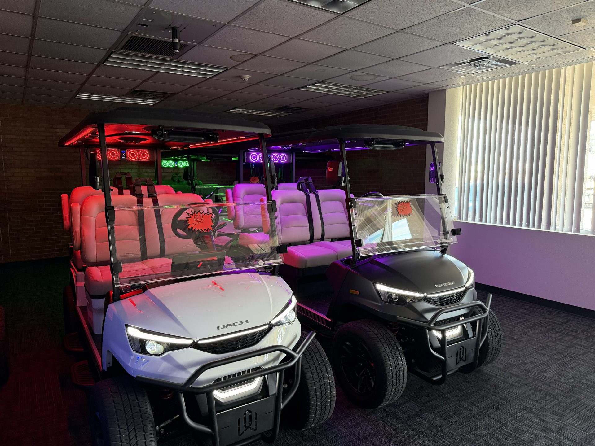 Dach Electric Golf Carts BRAND NEW 2026 Lithium