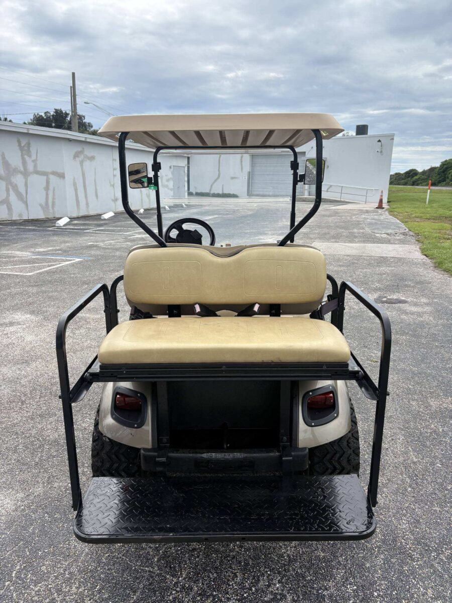 2017 EZGO TXT photo 5