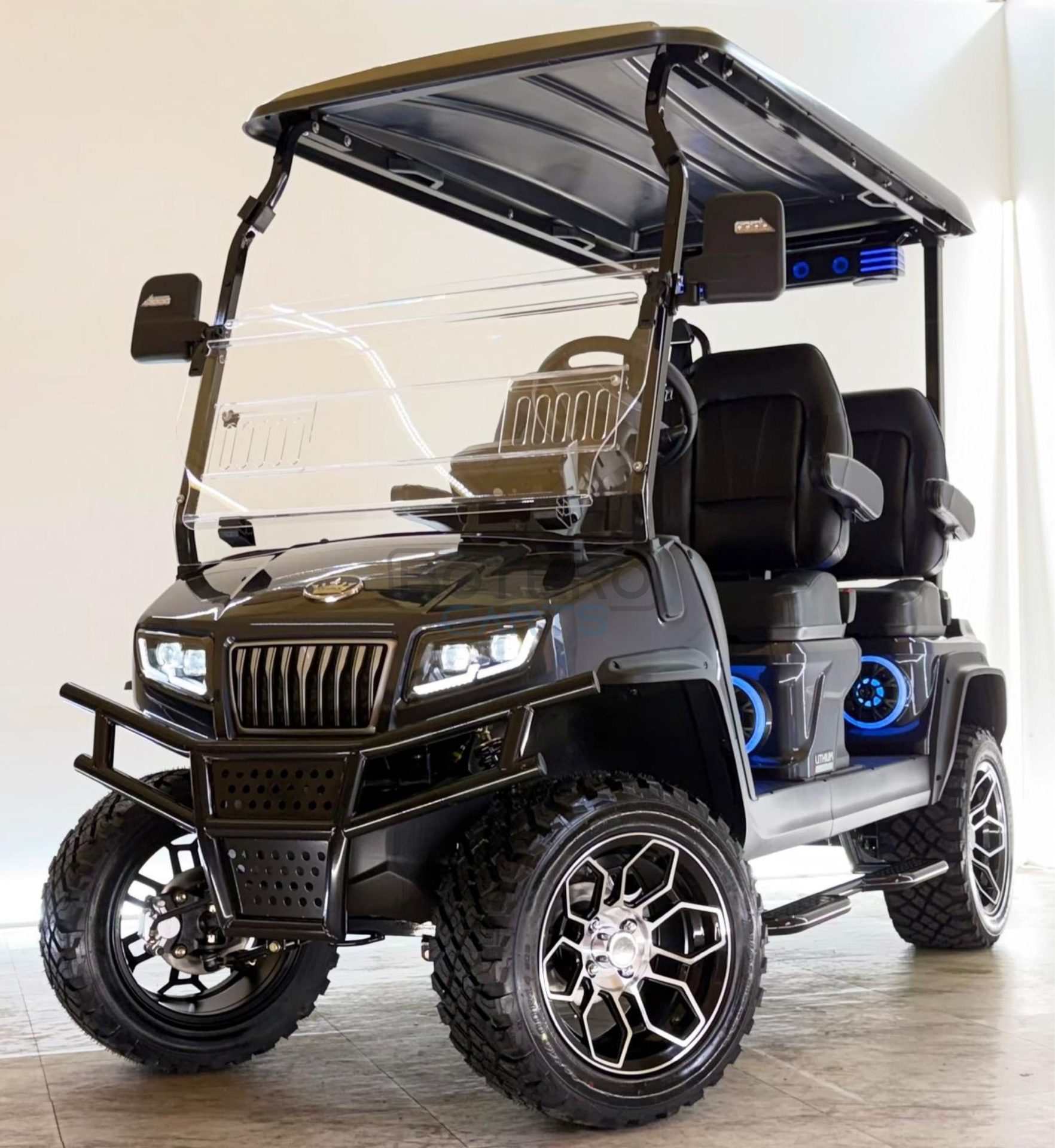 New D5 Maverick Plus 4 Passenger LITHIUM Golf Cart for Sale in Black - San Antonio, TX