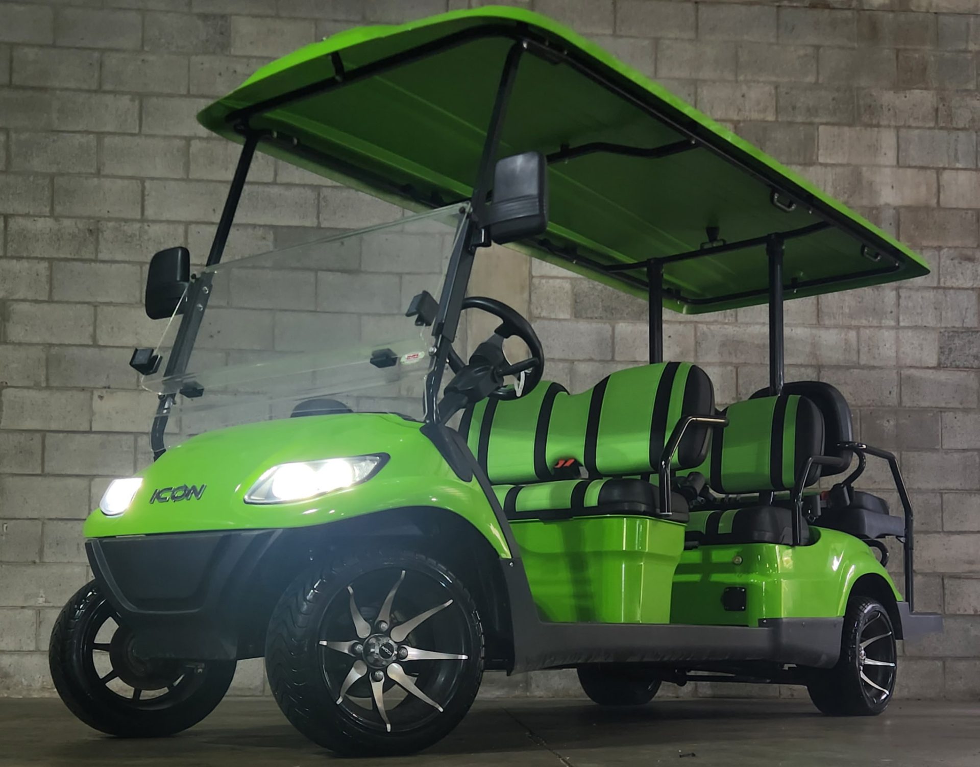 2022 ICON i60