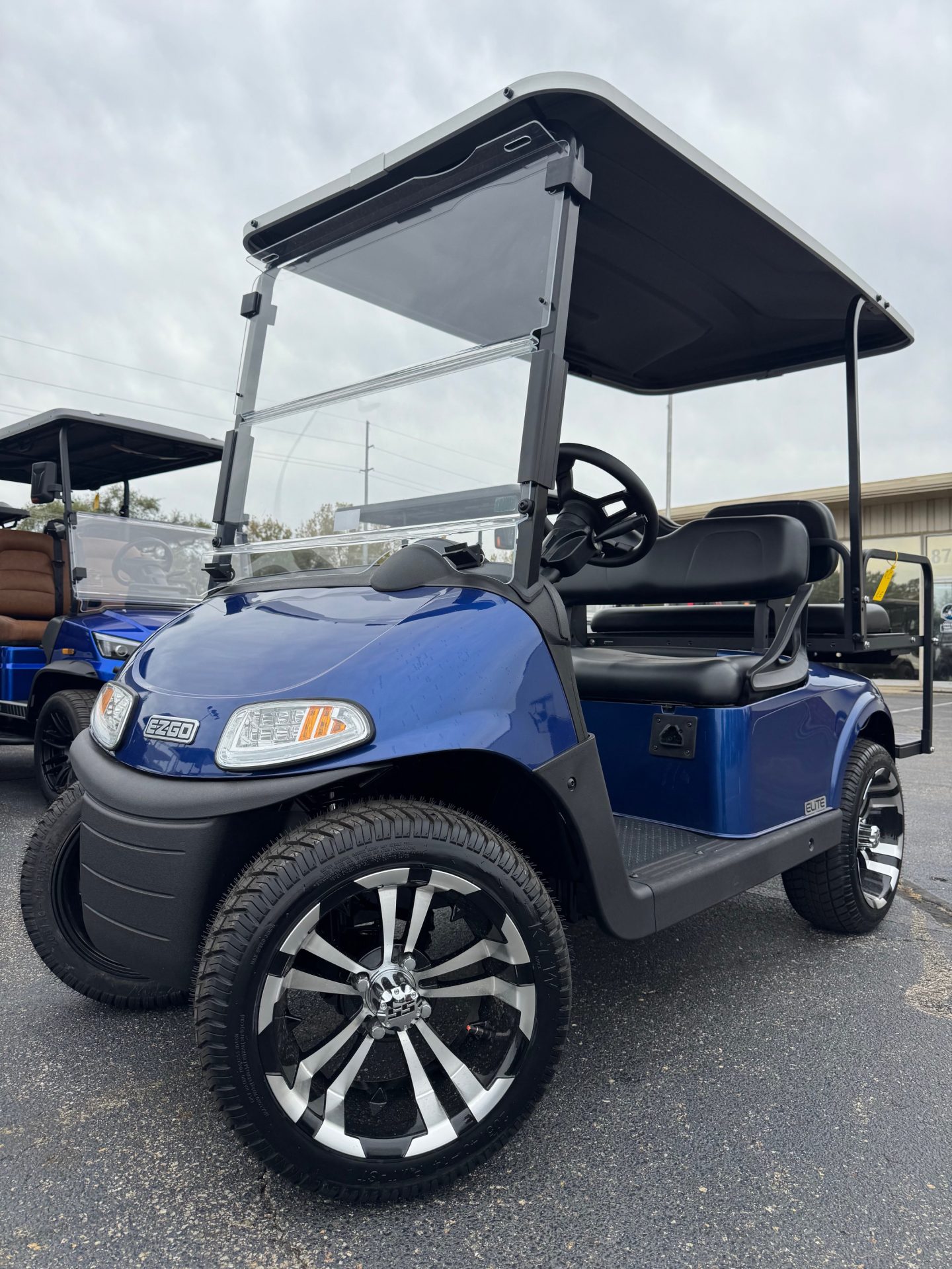 2021 Lithium EZ-GO Freedom RXV ELITE Factory Refurbished! – Indianapolis