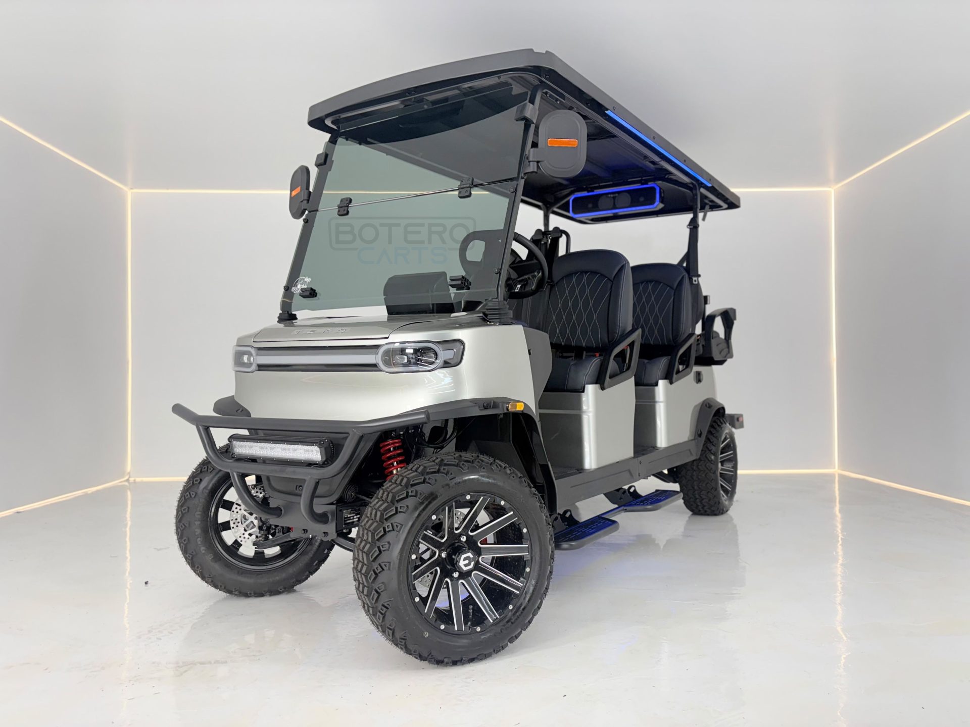 New LITHIUM Trophy Plus 6 Passenger Golf Cart for Sale with Blackout Package - Melbourne, FL