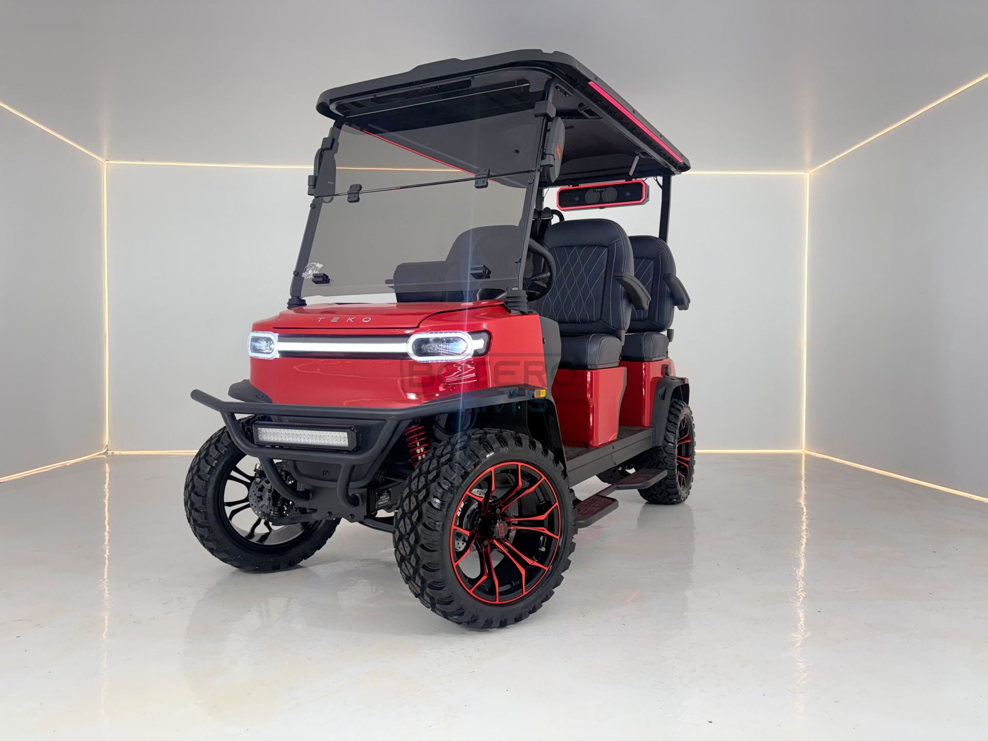 New Limited Edition LITHIUM Trophy Golf Cart with Color Match Package for Sale - Melbourne, FL