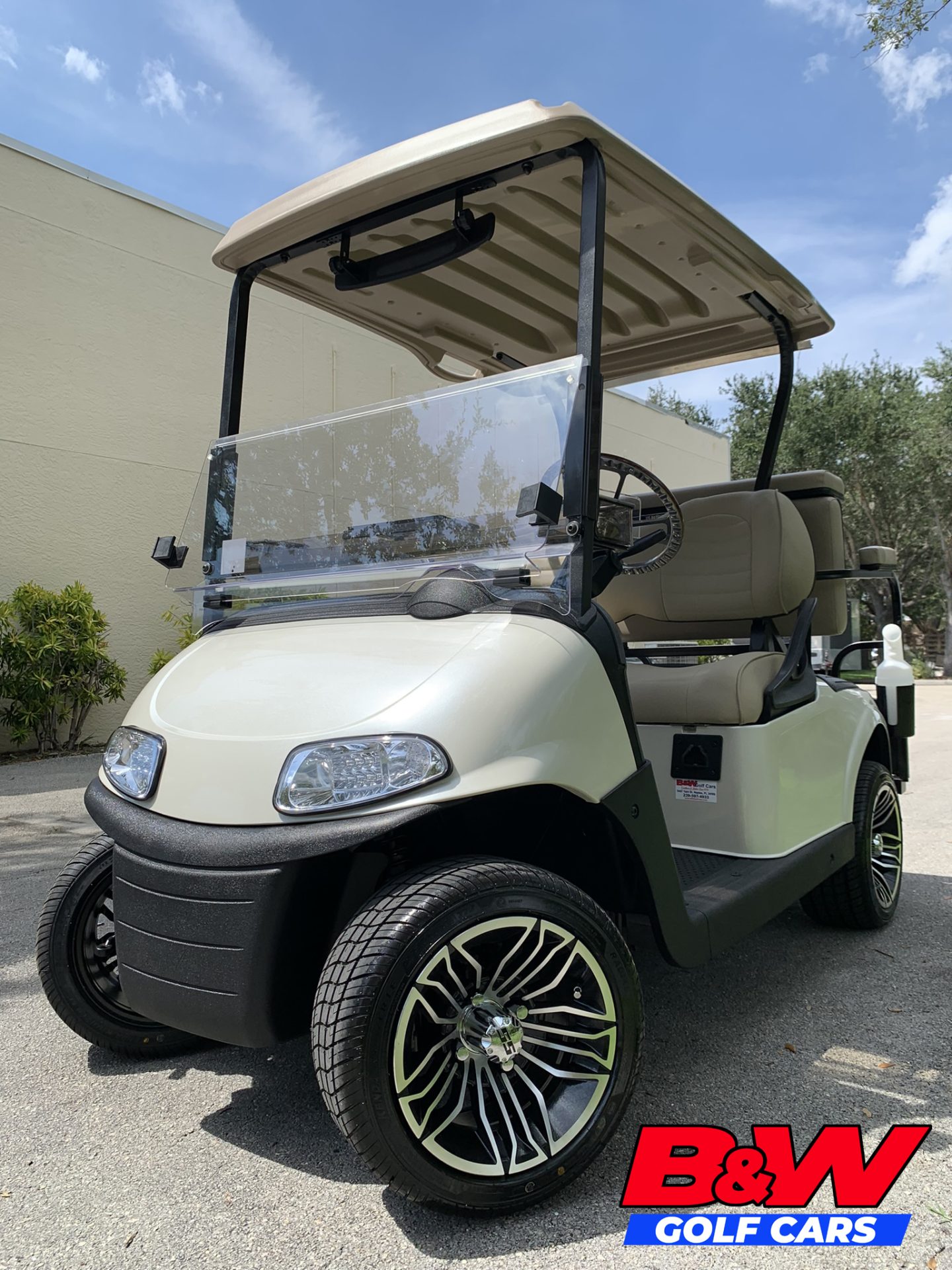 New 2023 EZGO RXV Freedom ELiTE