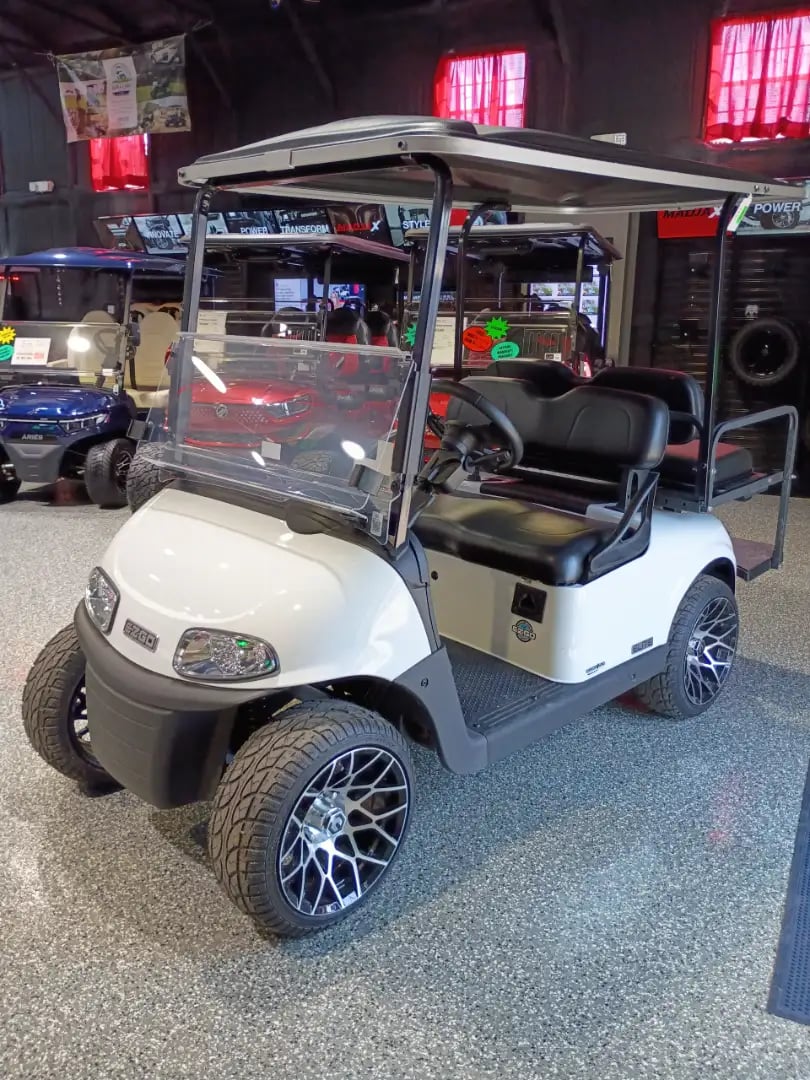 2020 E-Z-GO Freedom RXV