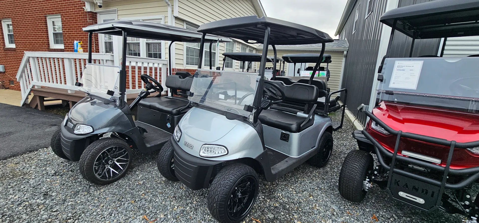 2021 EZGO RXV