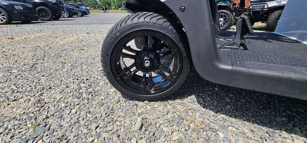 2020 EZGO RXV
