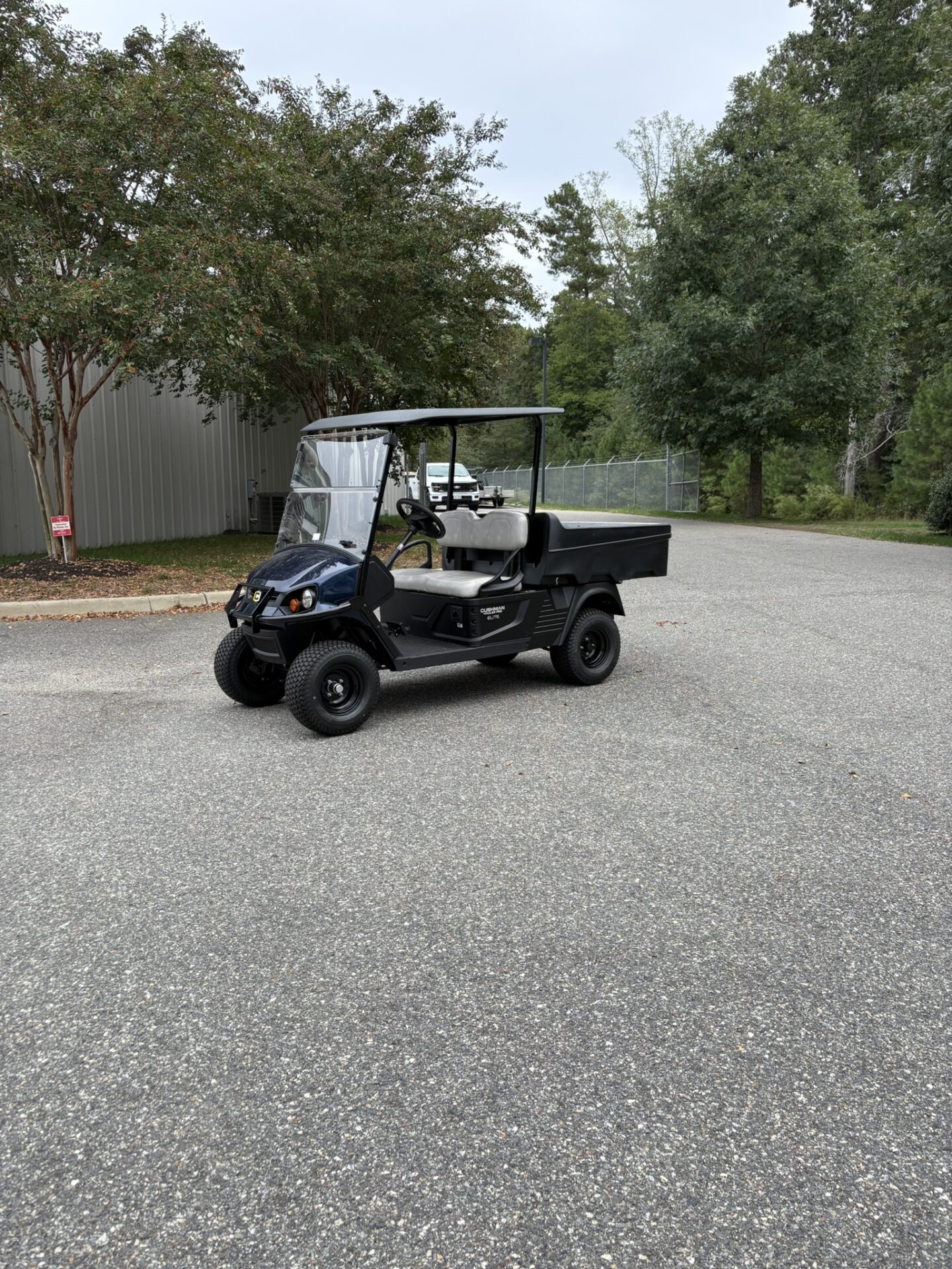 2027 Cushman Hauler photo 3