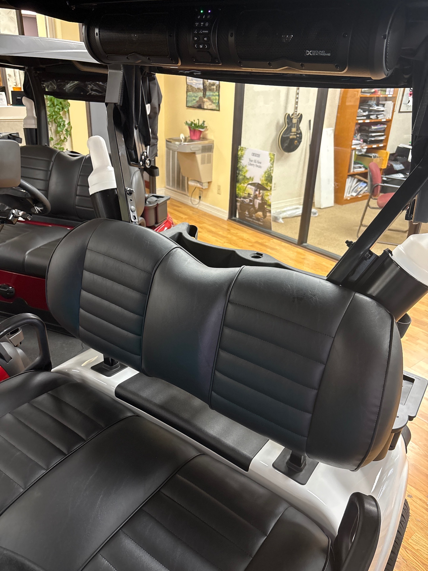 2026 EZGO RXV photo 3
