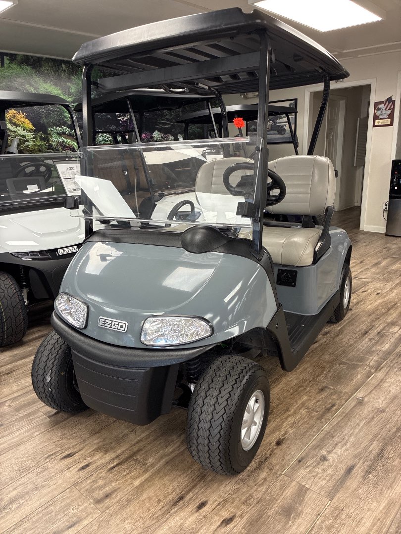 2023 EZGO RXV