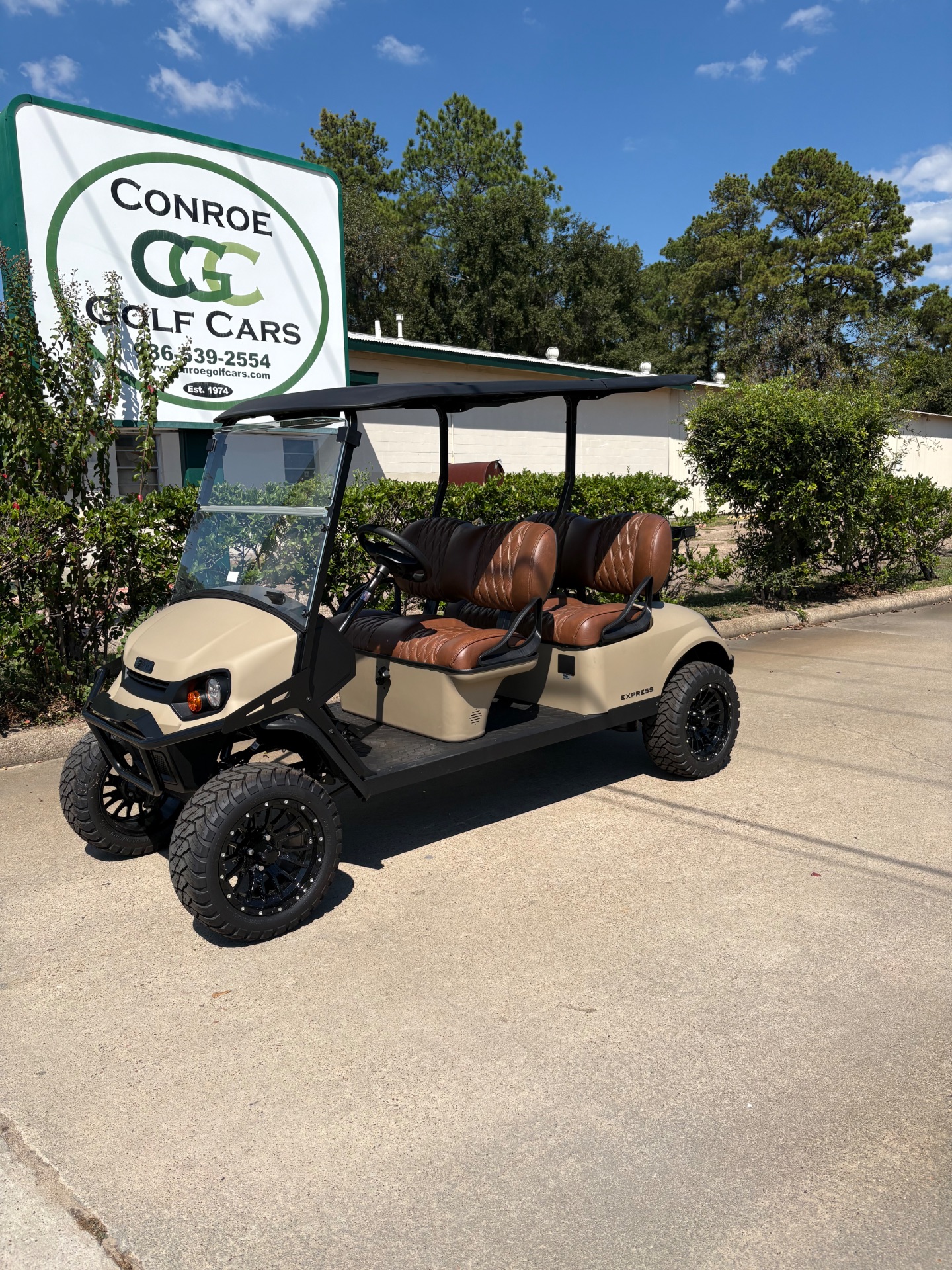 2026 E-Z-GO Express 4