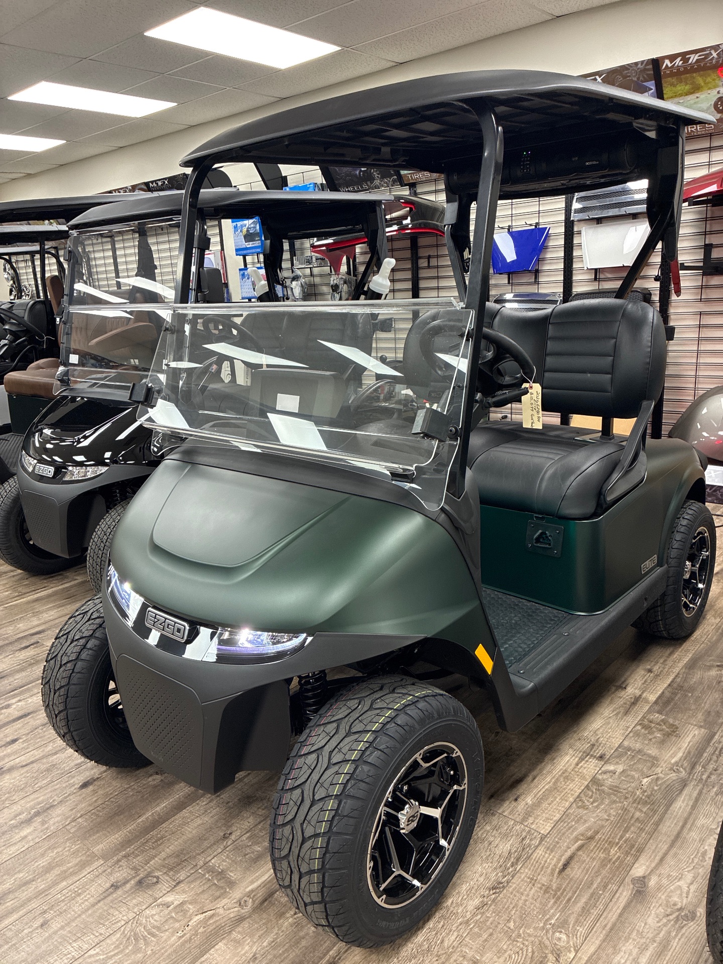 2026 EZGO RXV photo 2