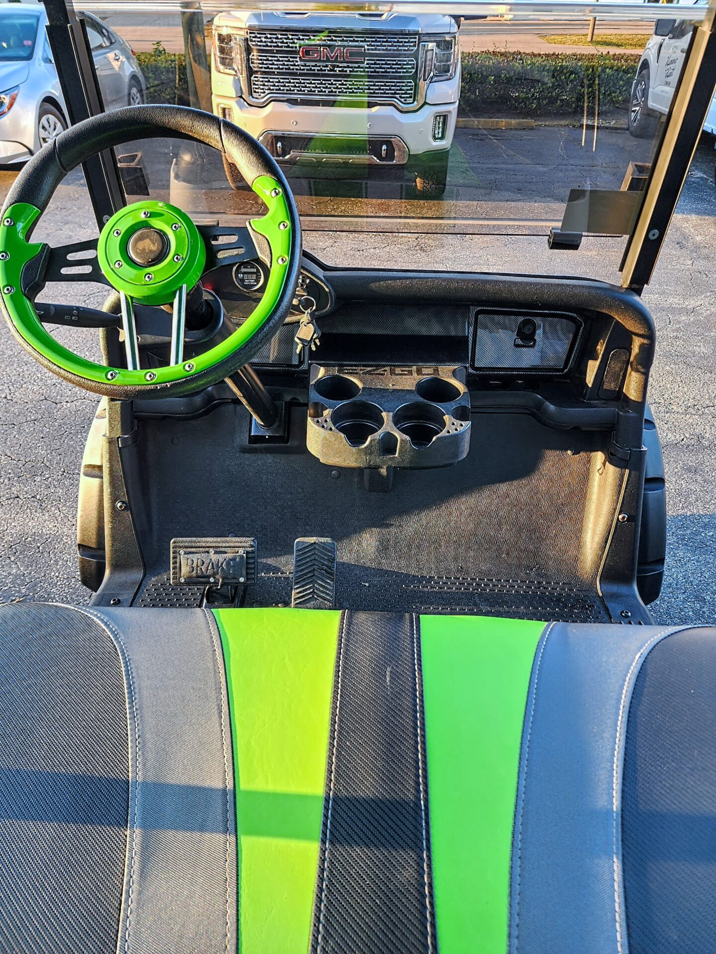 2015 EZGO RXV photo 7