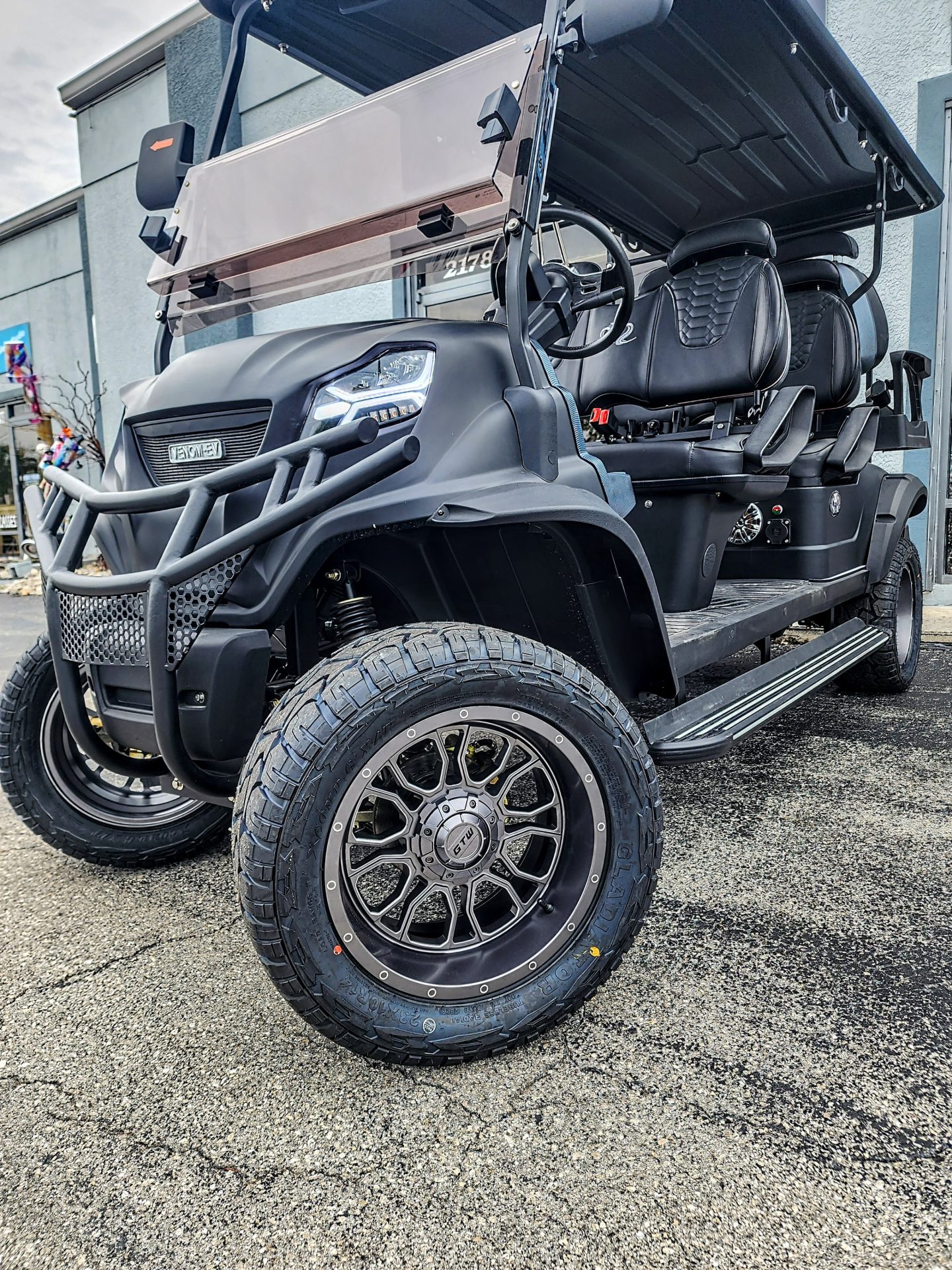 2024 Venom EV photo 8