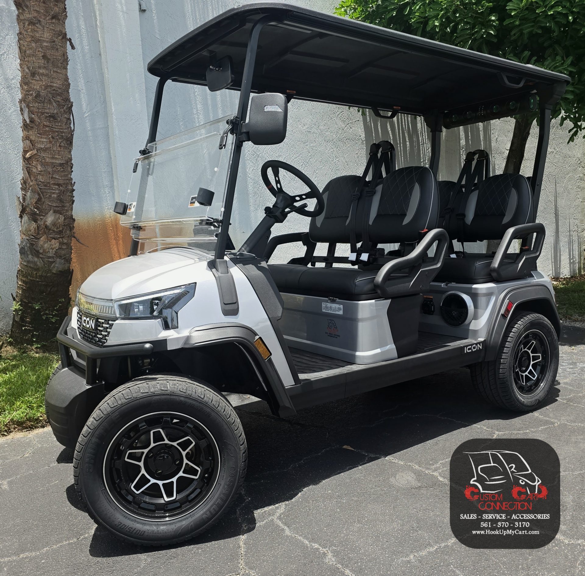 2026 ICON X i40FX 4 Forward Passenger Lithium Golf Cart | SoundExtreme Soundbar, CarPlay, & Backup Camera