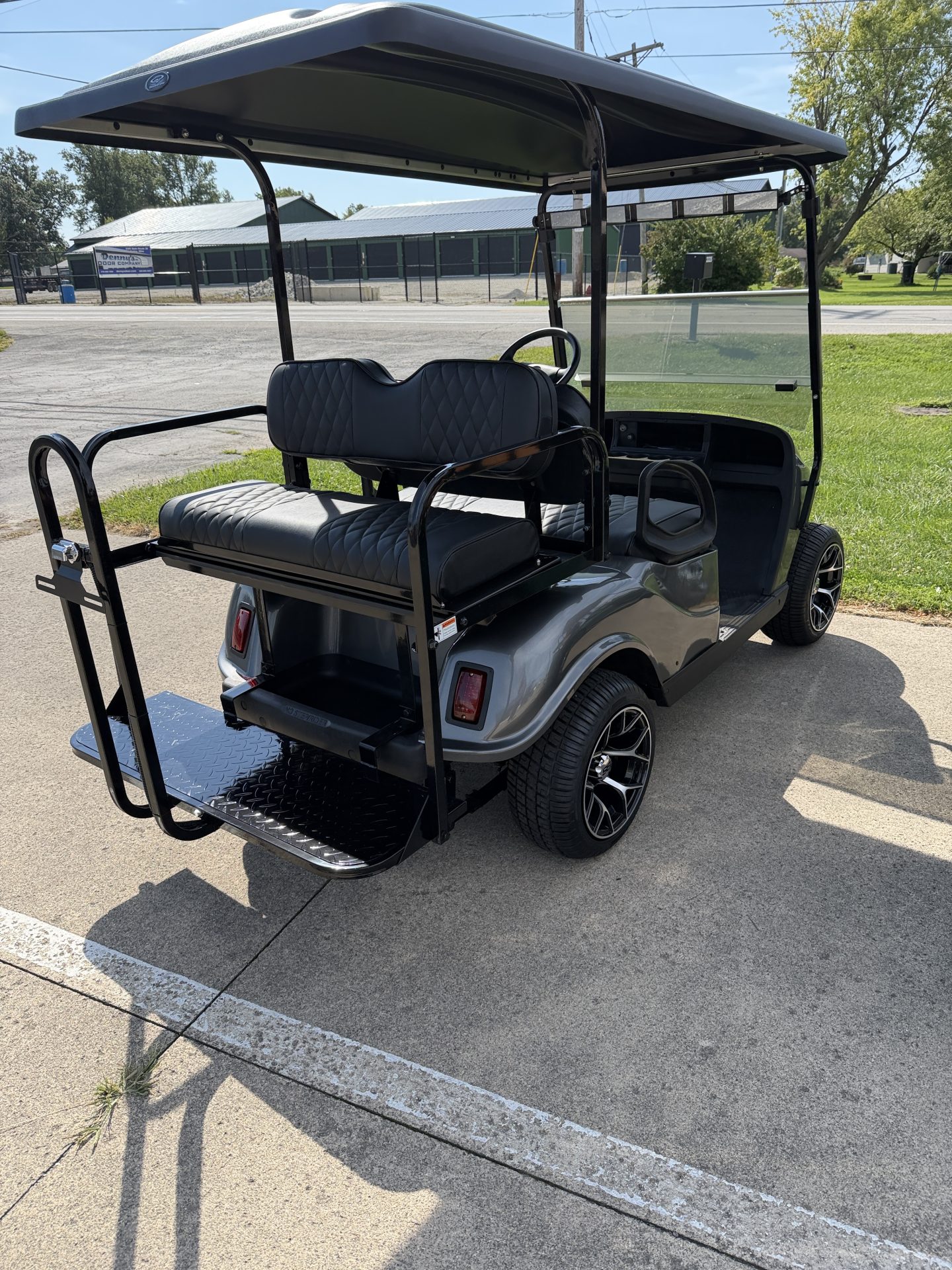 2018 EZGO TXT photo 3
