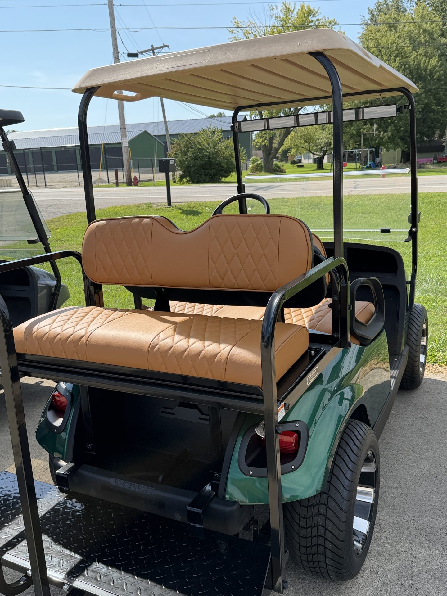 2018 EZGO TXT photo 5
