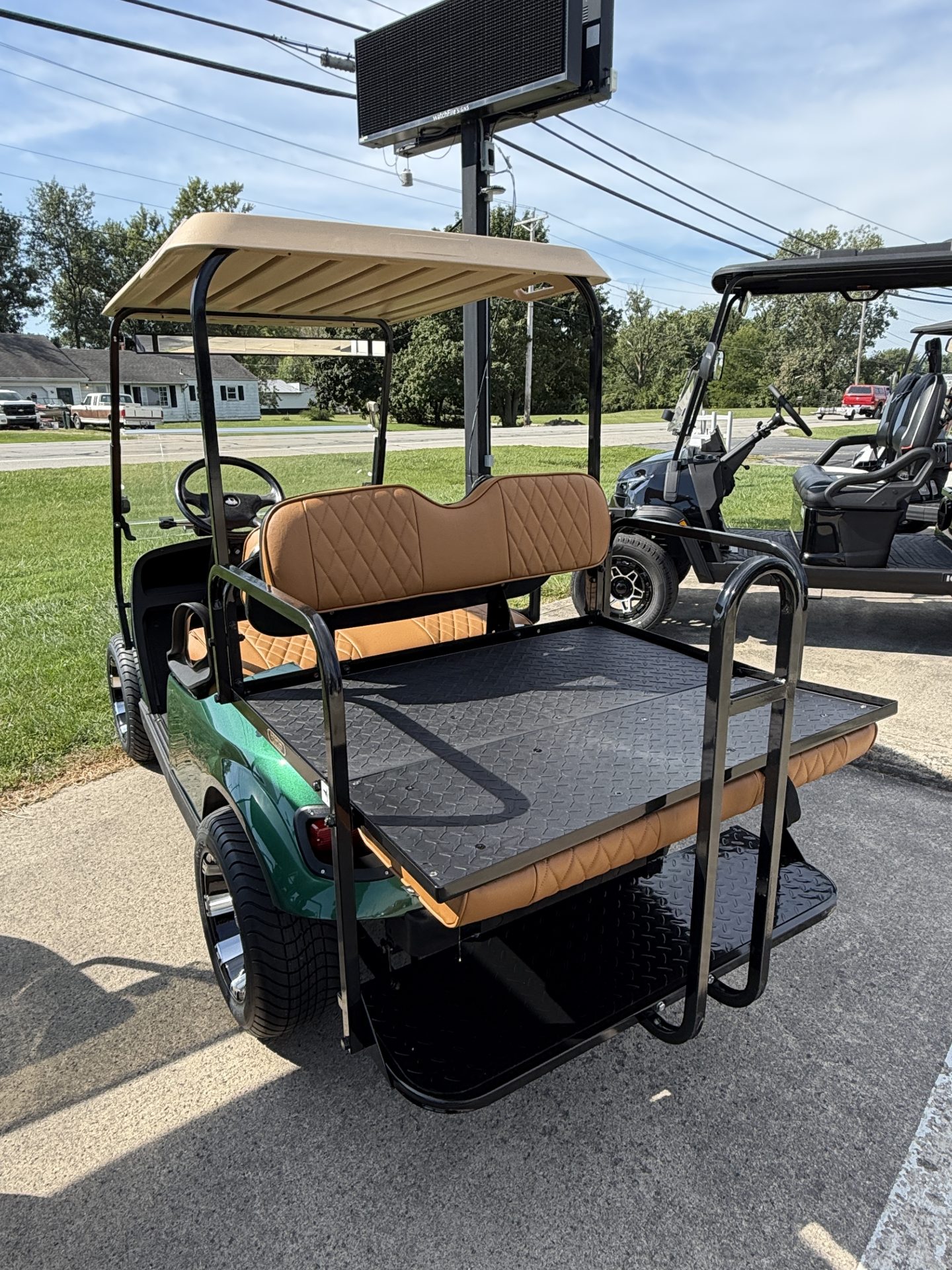 2018 EZGO TXT photo 7