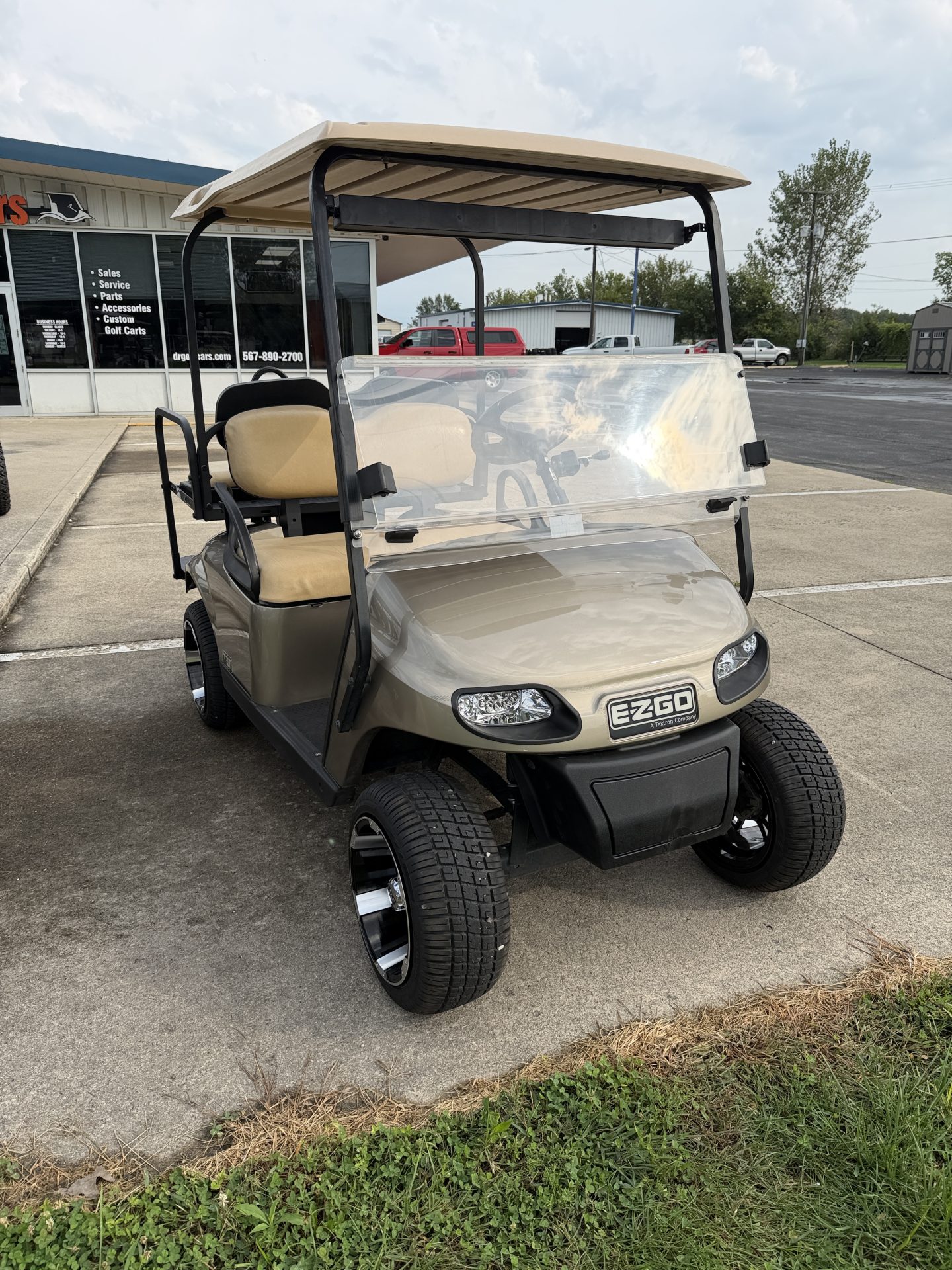 2020 EZGO TXT