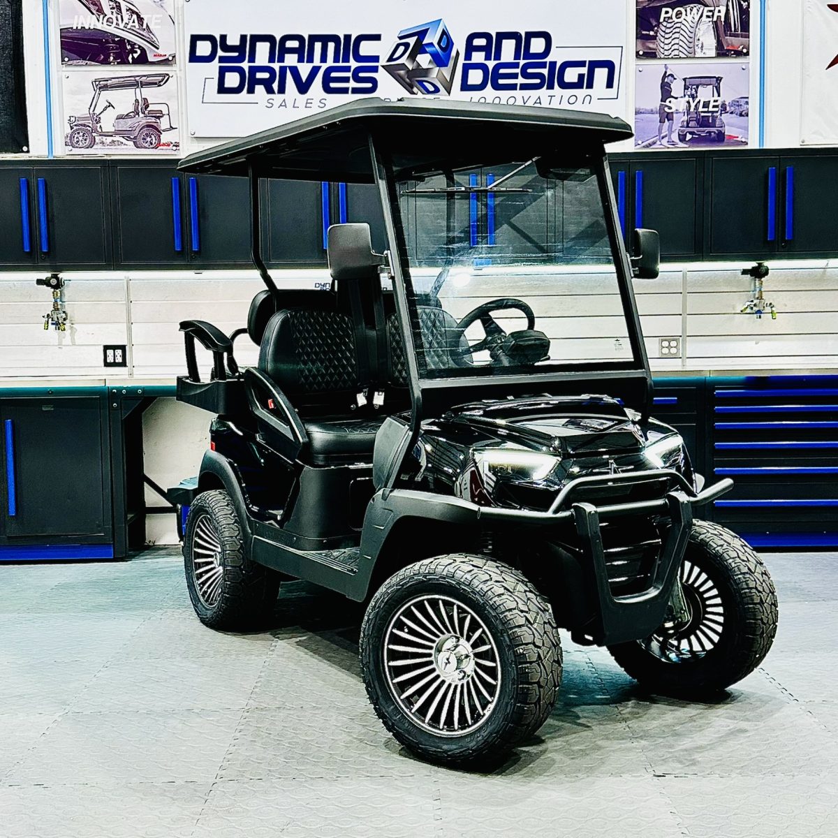 2025 Atlas Carts 4P-L W210