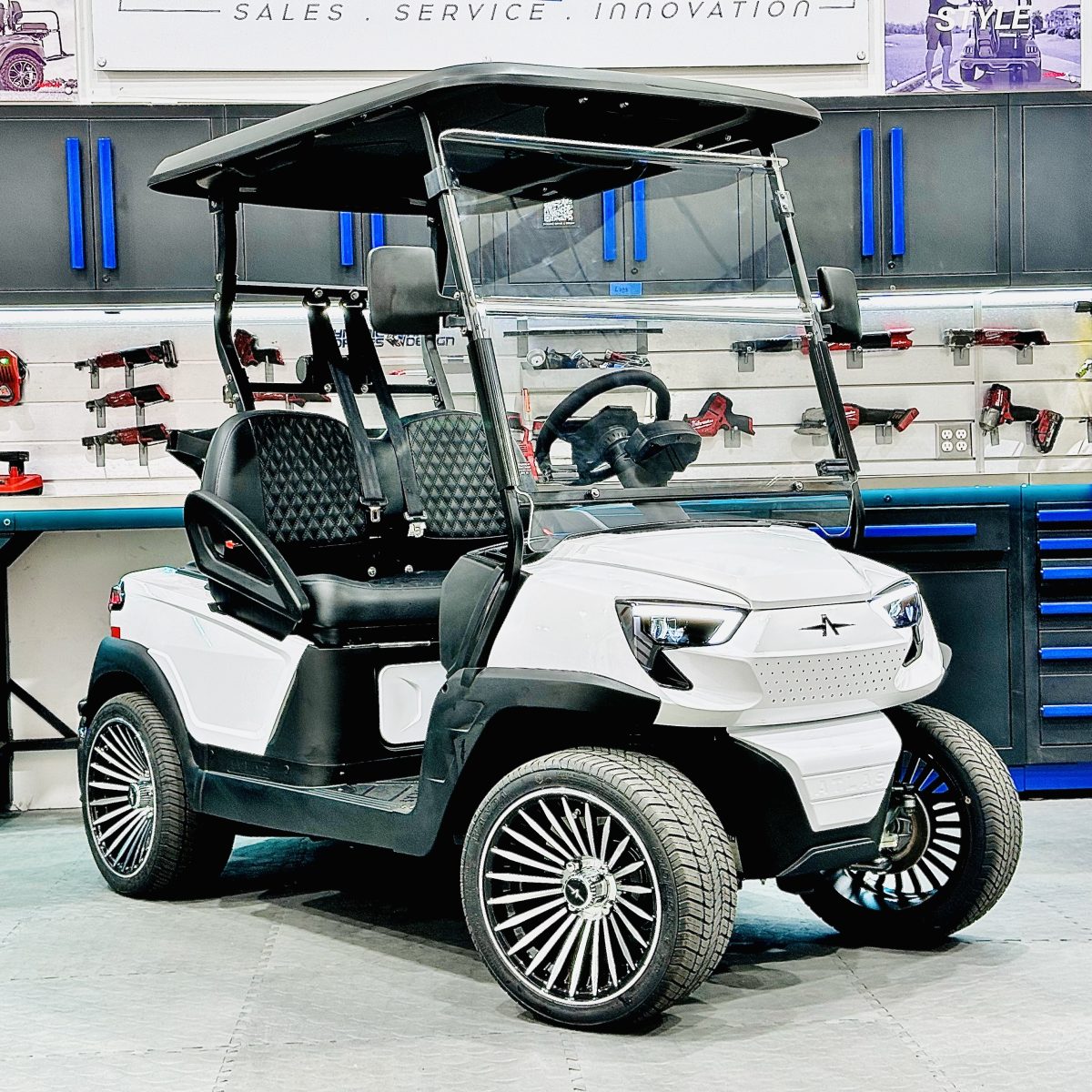 2024 Atlas Carts 2P W105