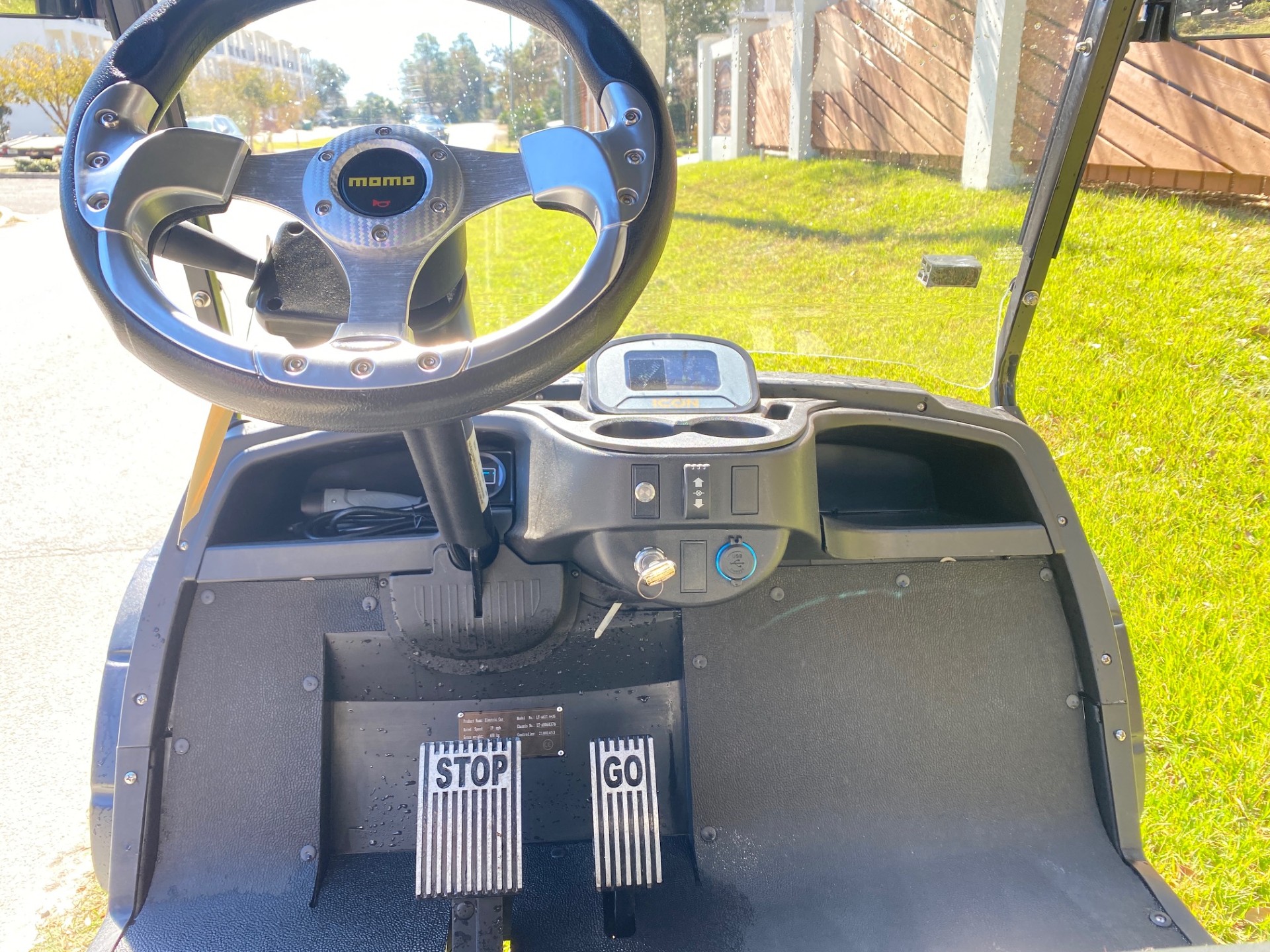 2021 Icon i60L photo 8