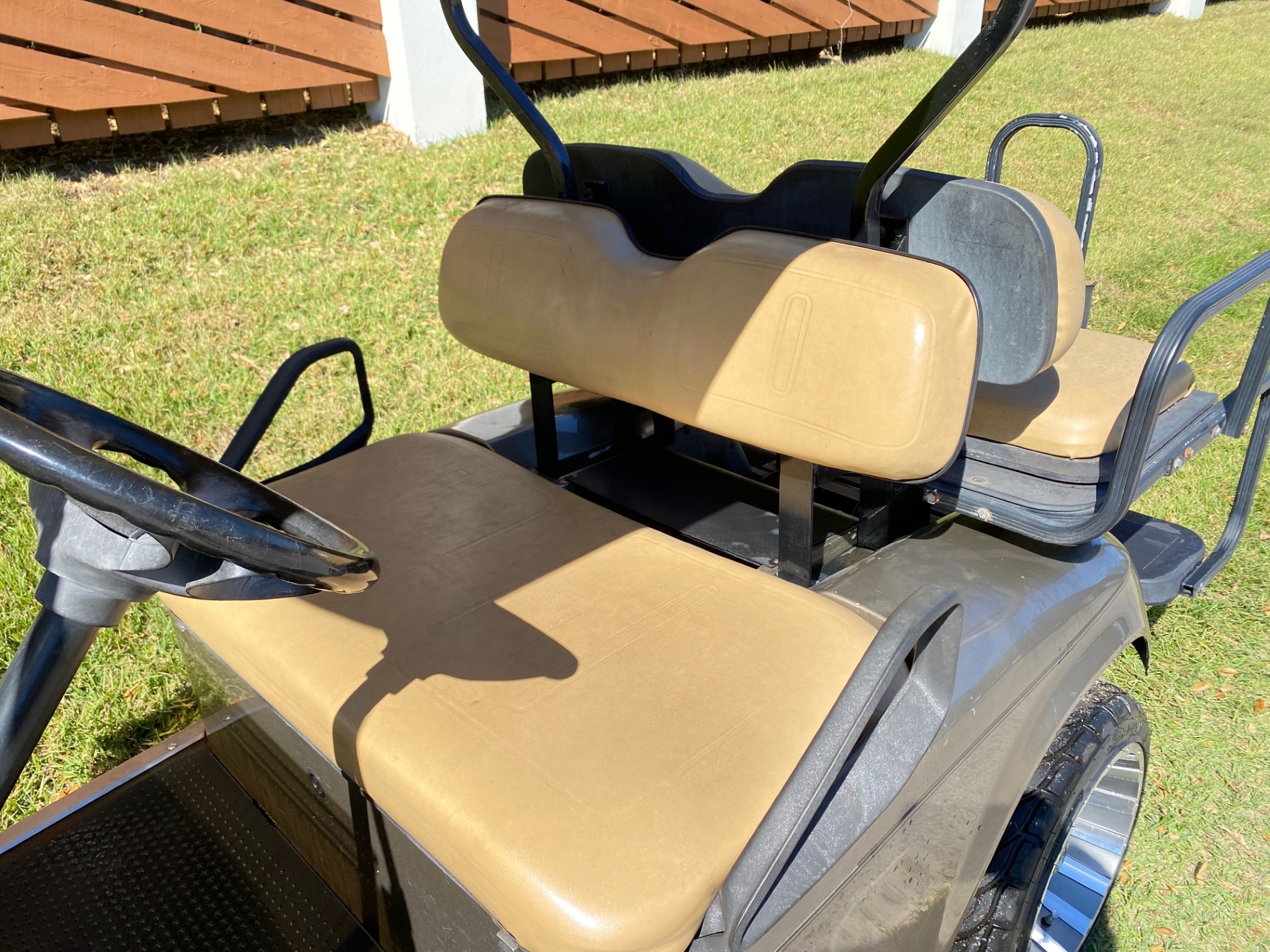 2008 EZGO TXT photo 5