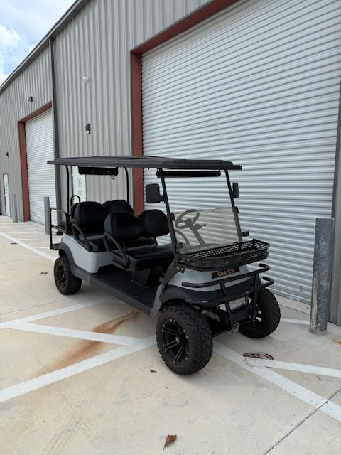 2021 Club Car Precedent lifted 6 passenger cart