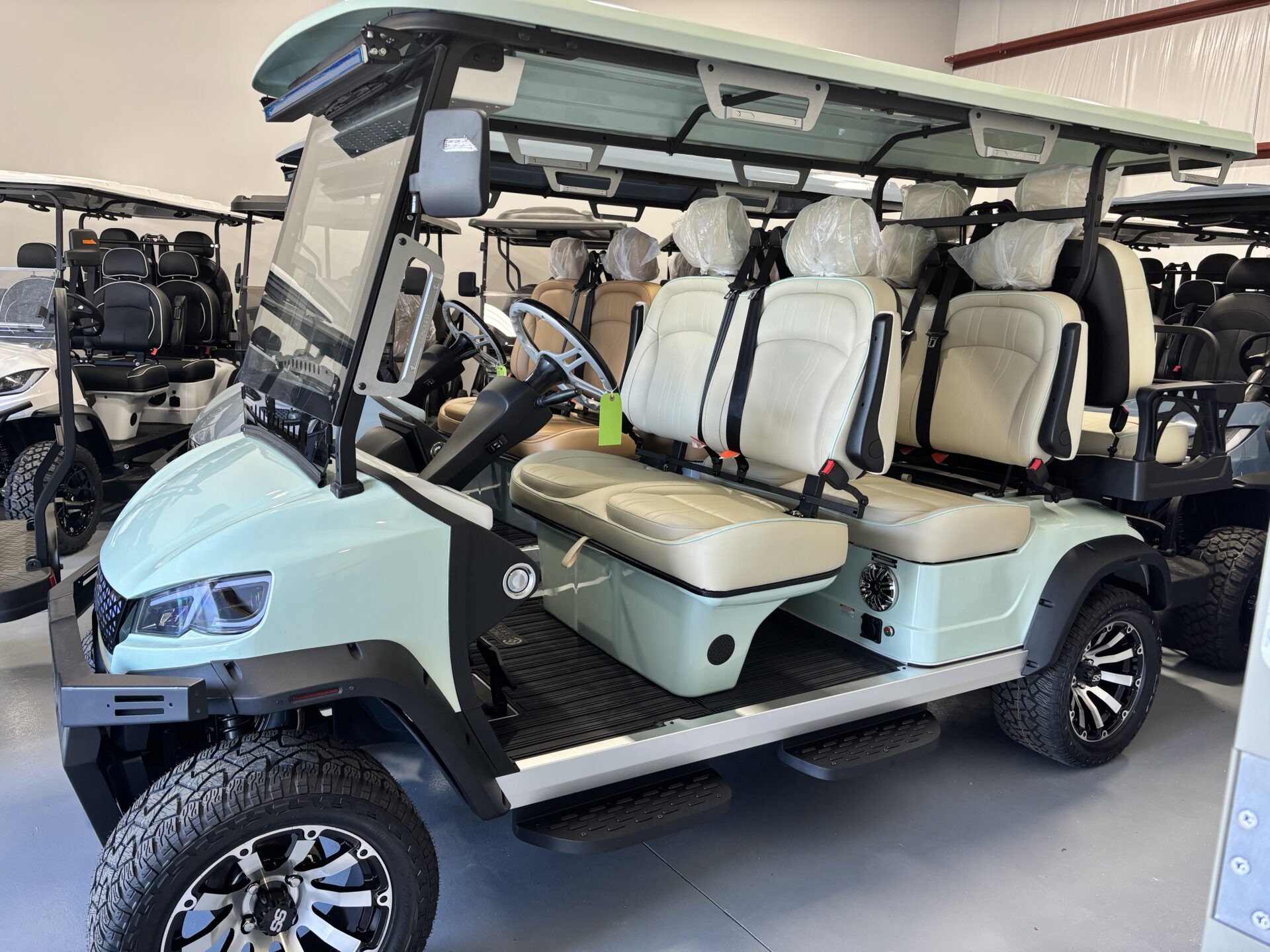 2026 Conquest S6L Lithium- Seafoam