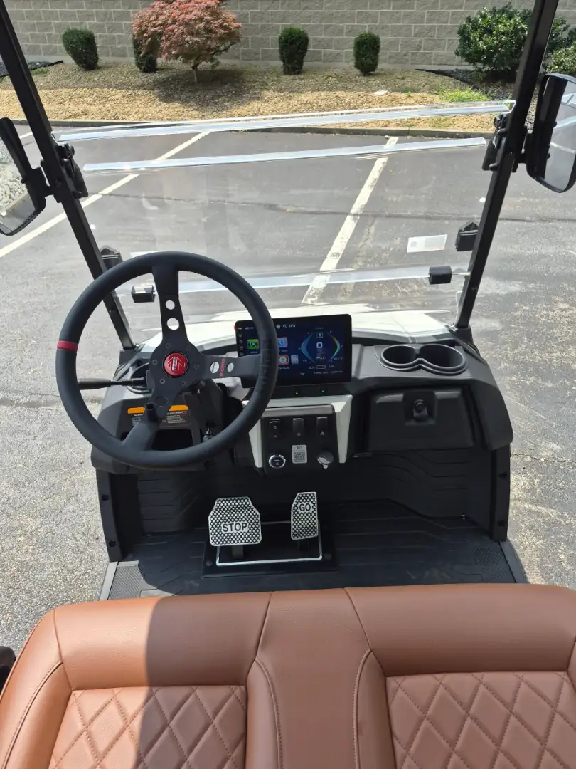 2026 Icon i40F photo 3