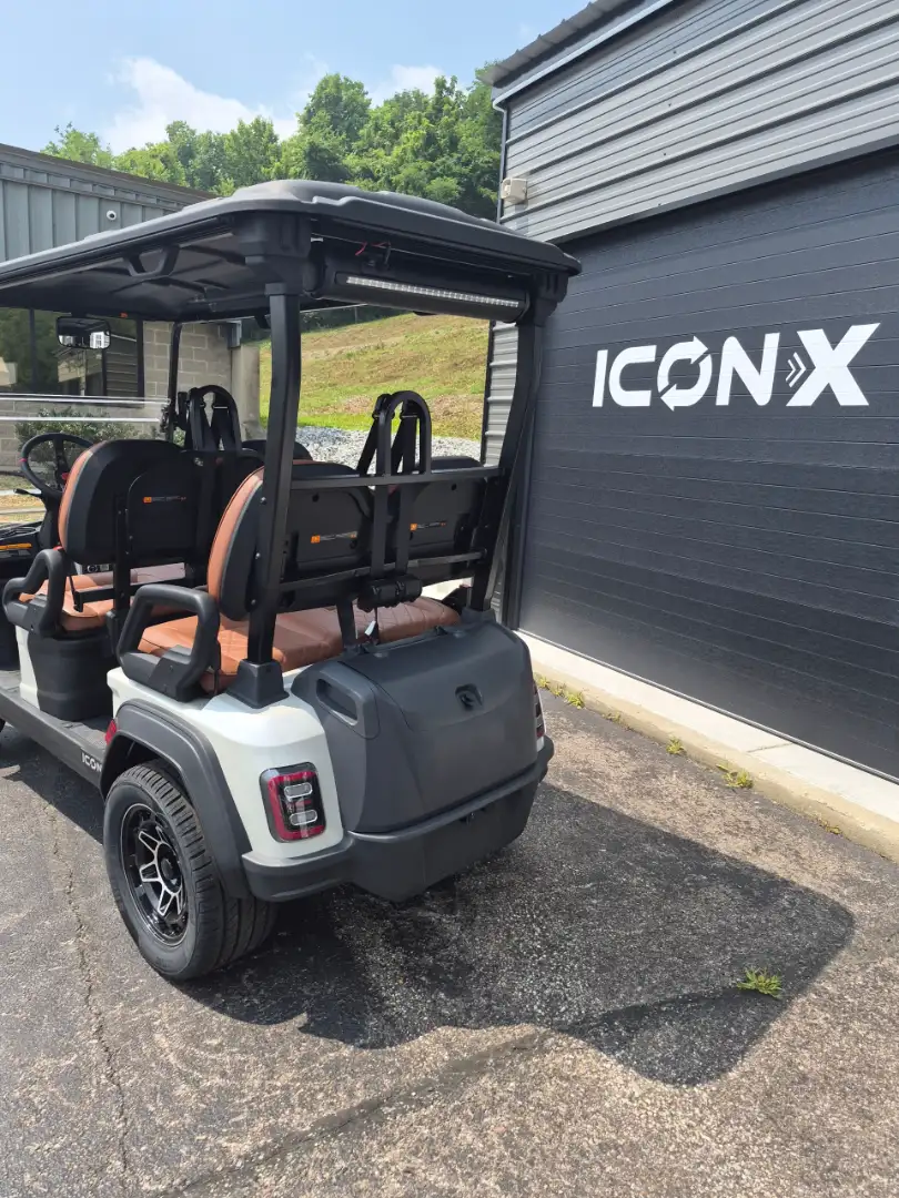 2026 Icon i40F photo 4