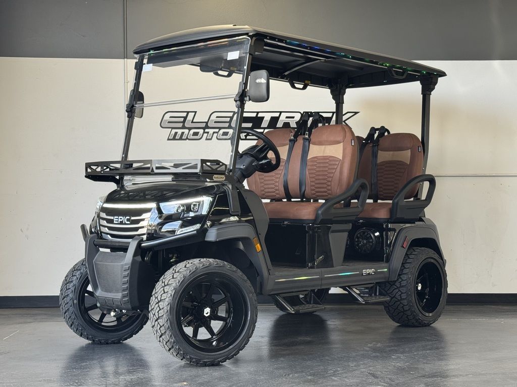 2026 EPIC E40FX Black Custom
