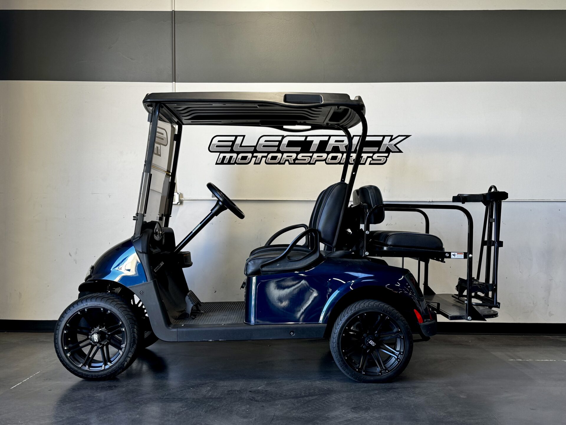 2014 E-Z-GO Freedom RXV