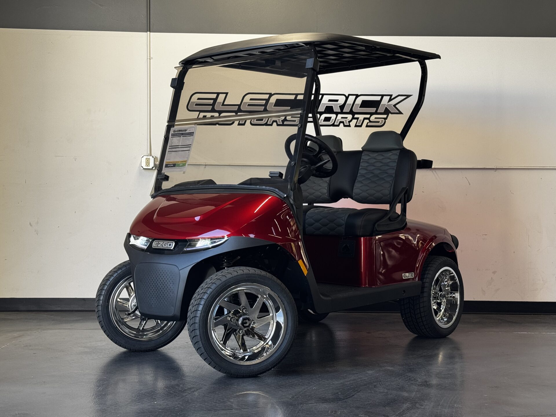 2026 E-Z-GO RXV 2 Freedom ELiTE