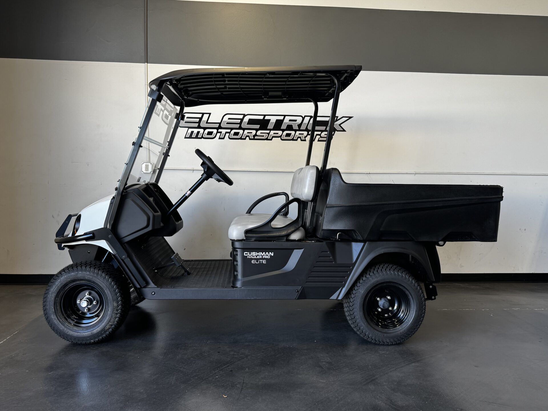 2027 Cushman Hauler Pro Elite