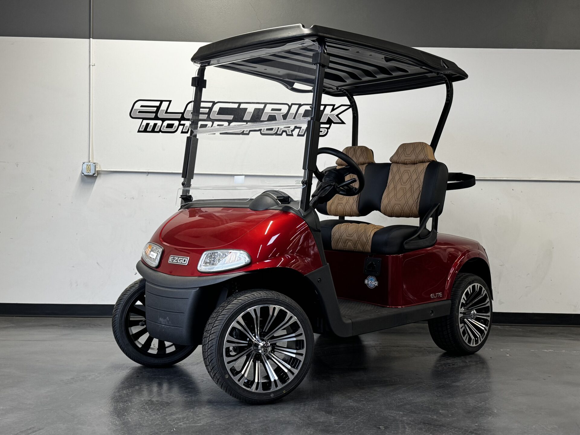 2021 E-Z-GO Lithium RXV Freedom Elite (Certified Pre Owned) 2 — photo 1