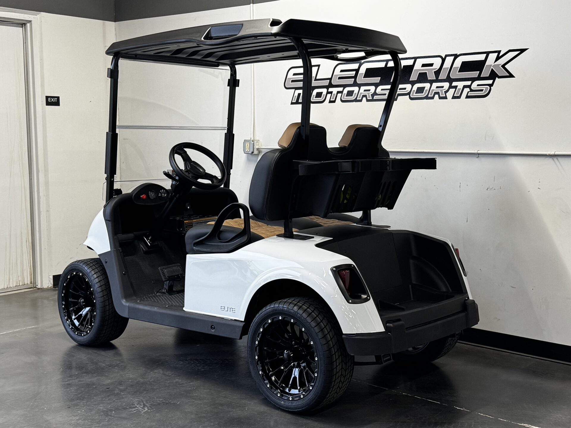 2021 E-Z-GO Lithium RXV Freedom Elite (Certified Pre Owned) 2 — photo 3