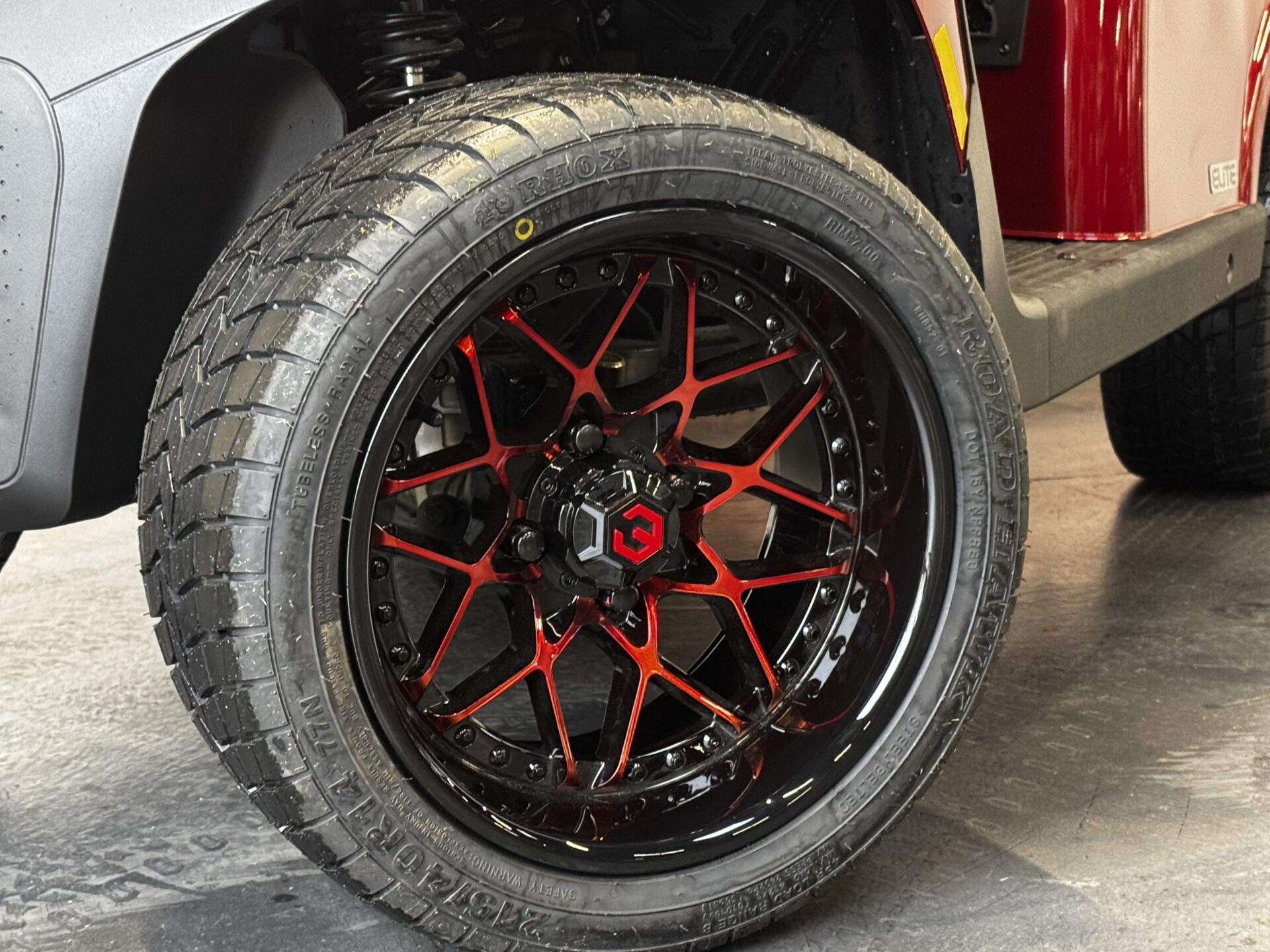 2026 E-Z-GO RXV 2 Freedom Elite Lithium — photo 6