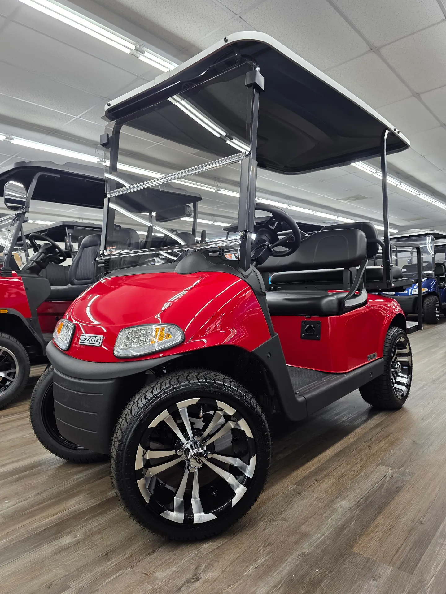 2021 EZGO RXV