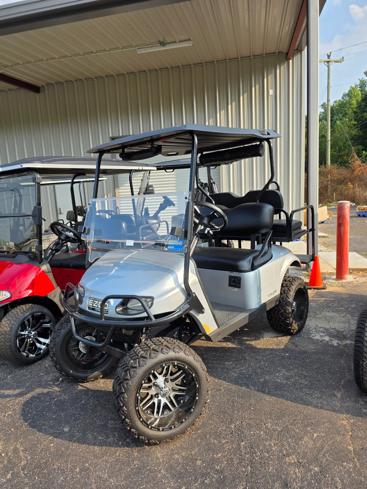 2022 EZGO Valor photo 2