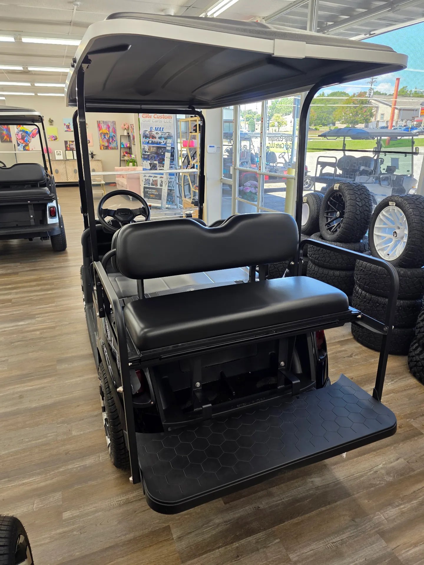 2021 EZGO RXV photo 9