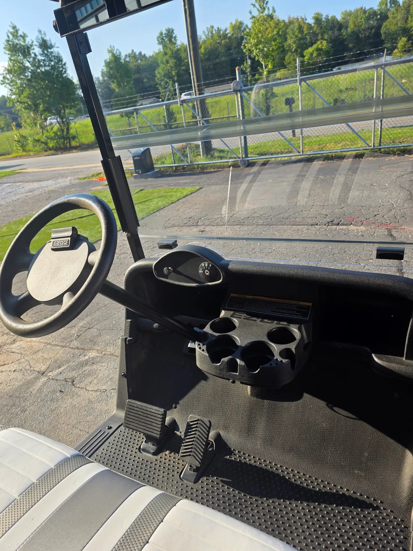 2013 EZGO RXV photo 7