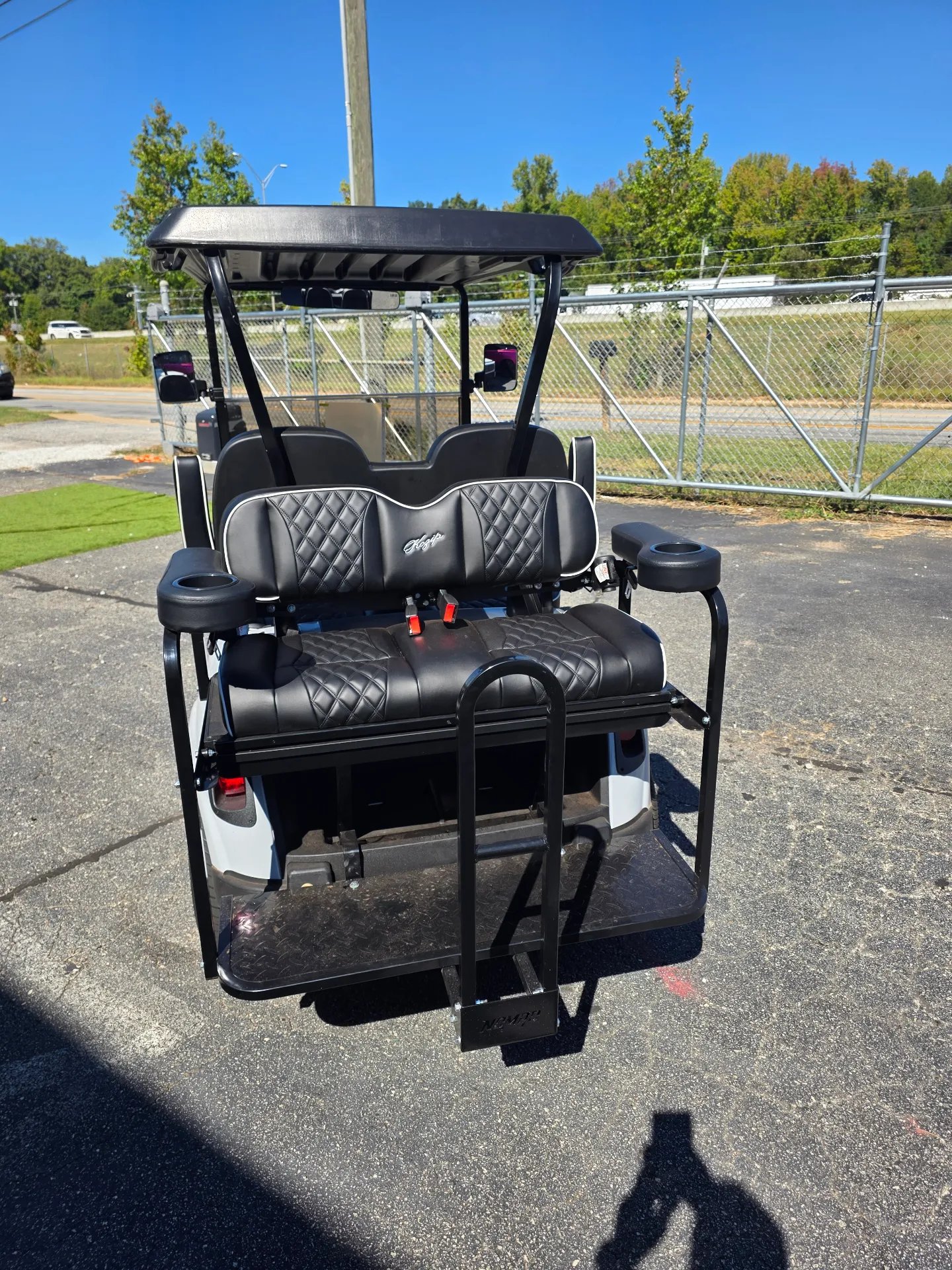 2021 EZGO RXV photo 8