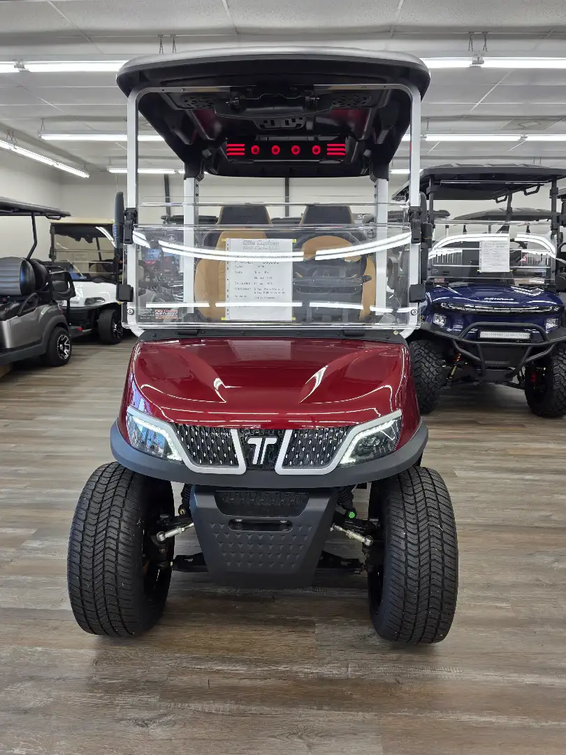 2025 Tara Roadster photo 4