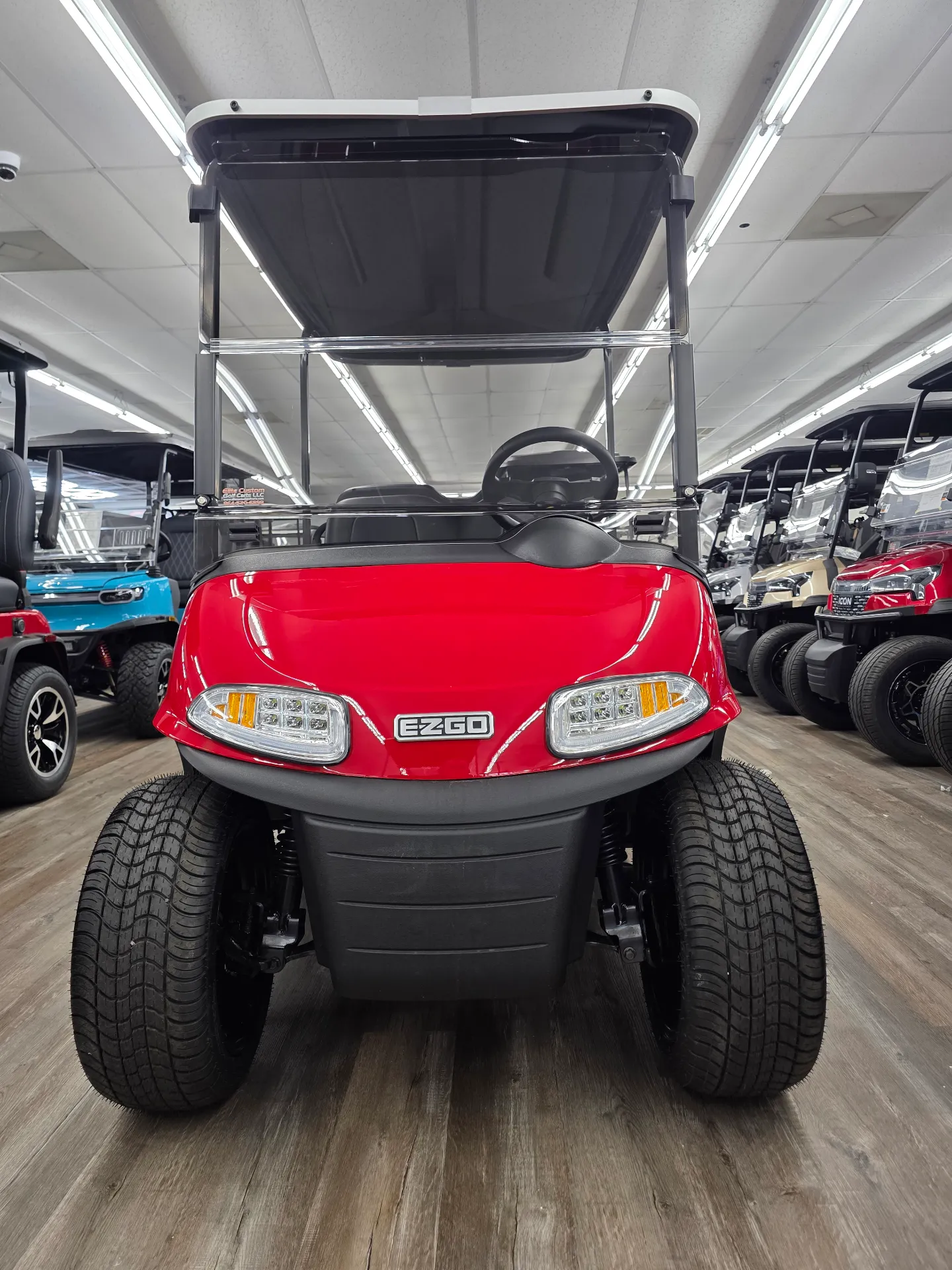 2020 EZGO RXV photo 3