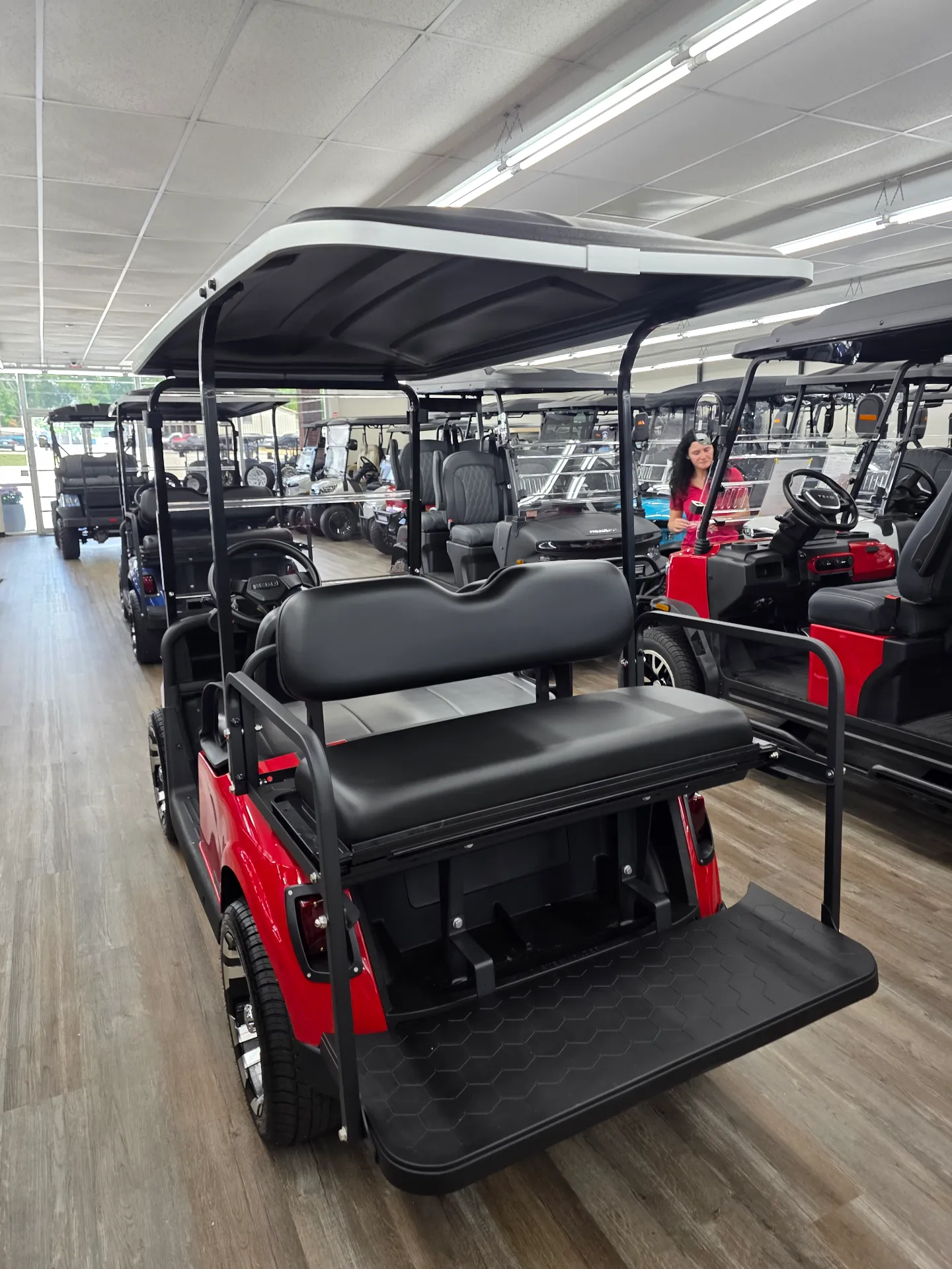 2020 EZGO RXV photo 8